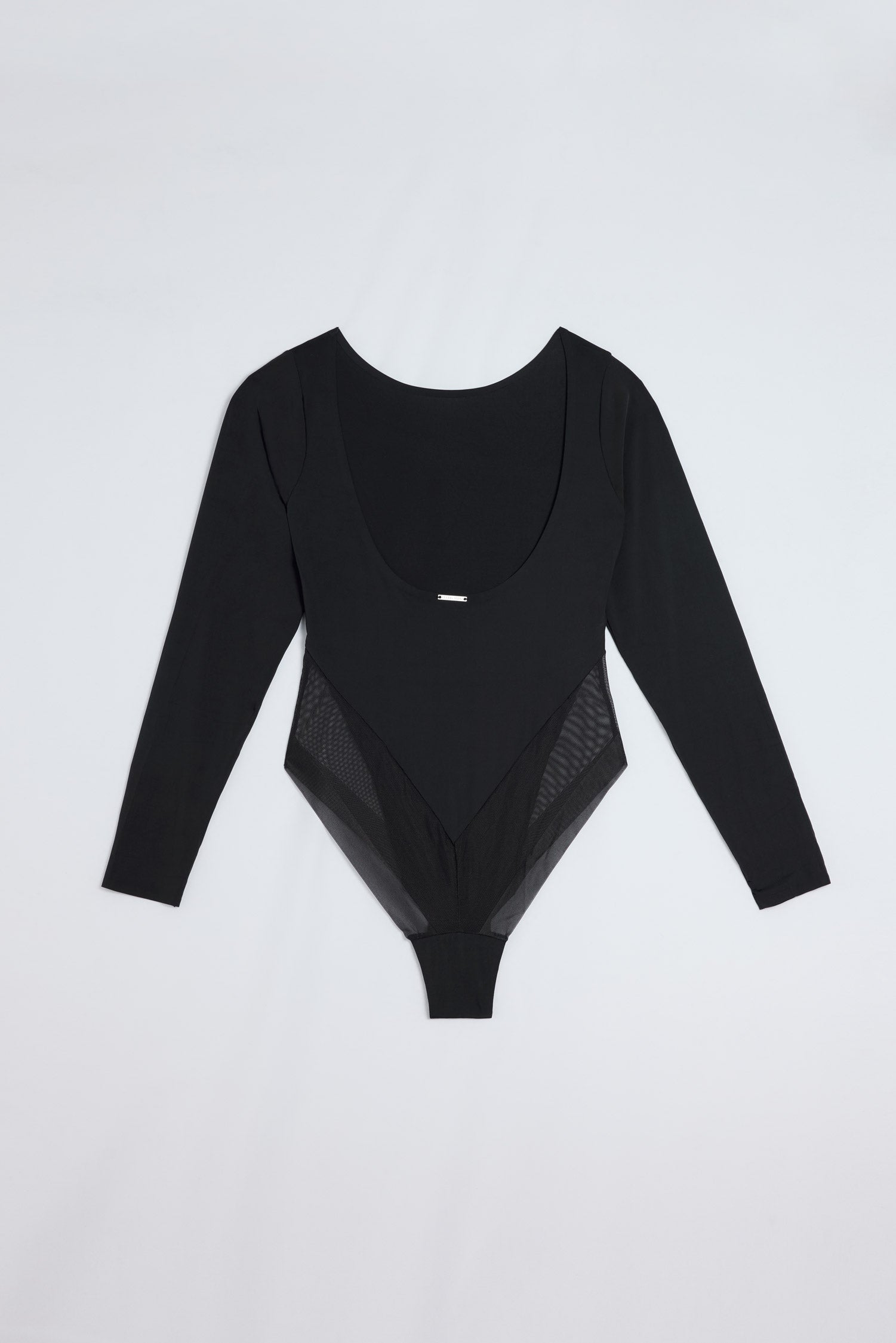 10055-5-bodie-ysabel-mora-negro_bec1e9e6-a7f9-4348-87f3-cfbcffa64fc9