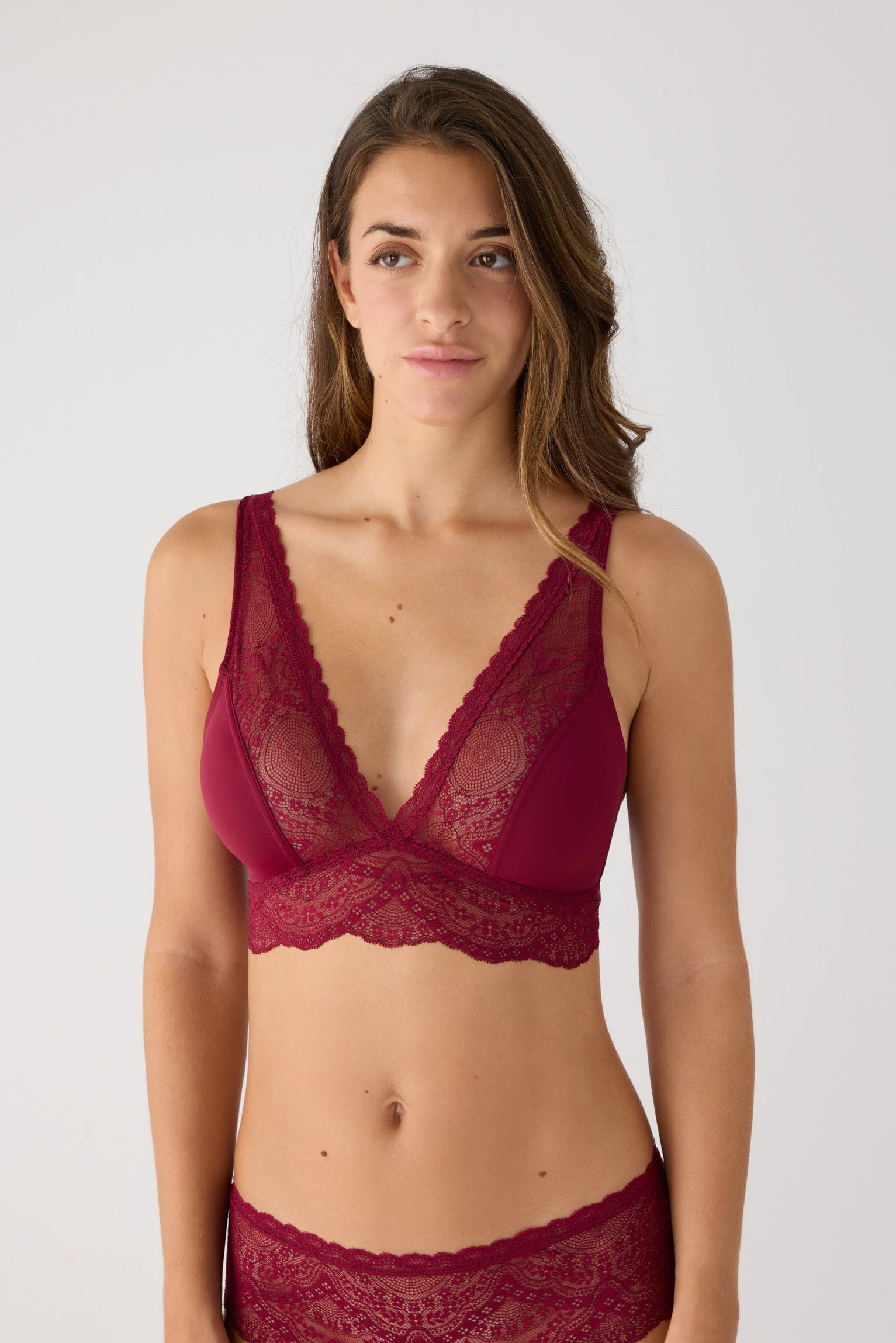 Soutien bralette bordô em renda | Paula Echevarria Limited Edition