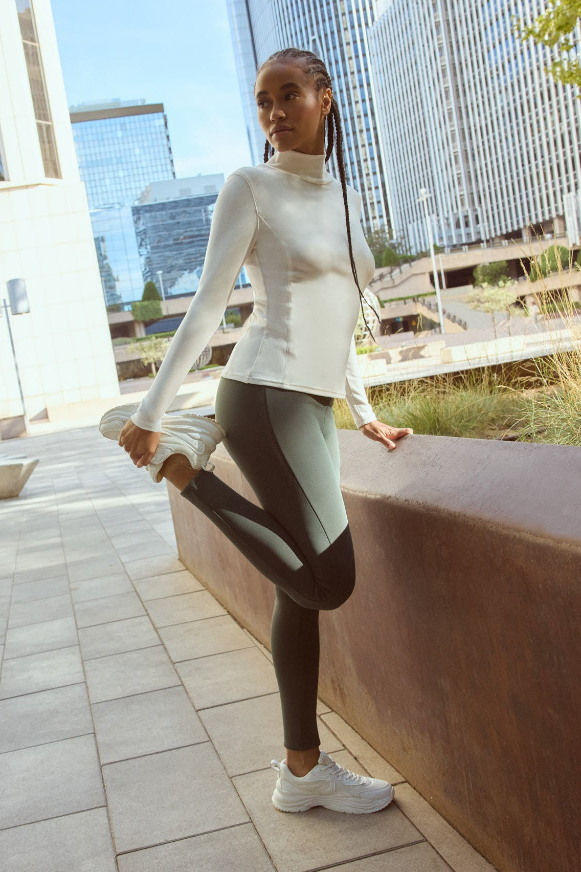 Leggings desportivos de mulher verdes de cintura subida com toque de algodão