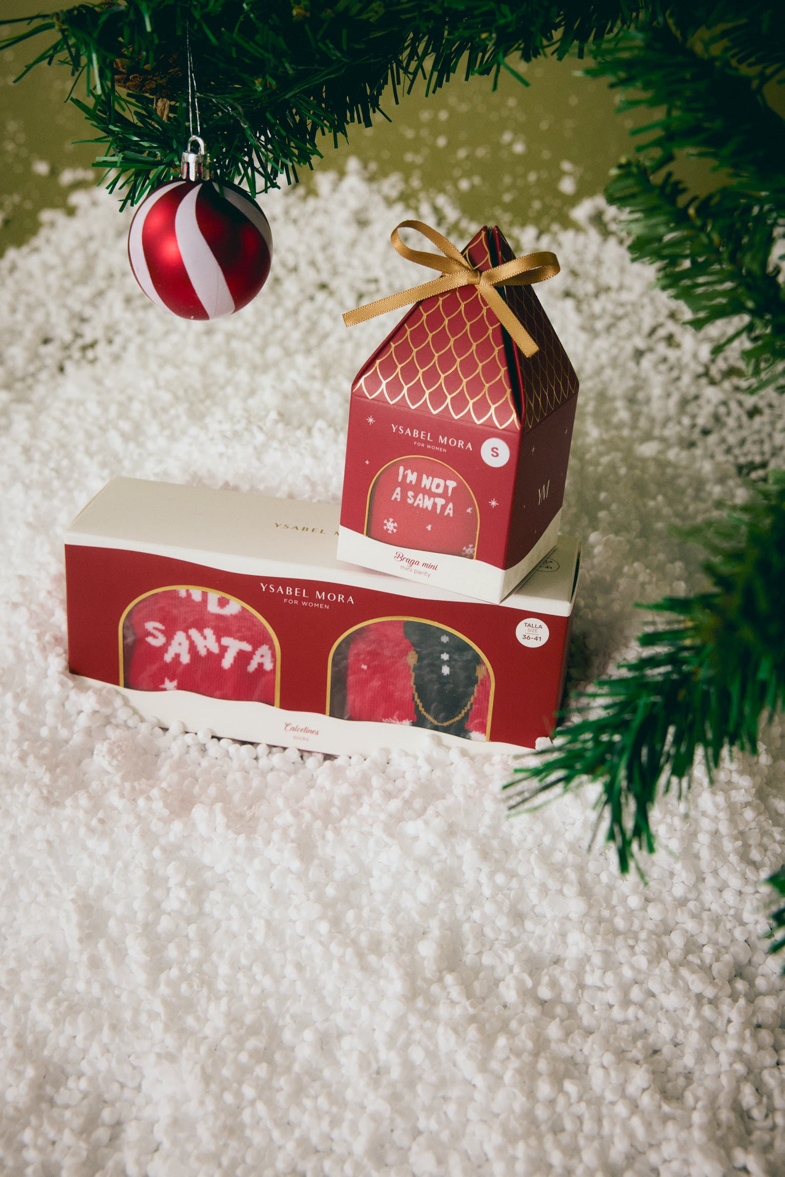 12974-19489-pack-regalo-braga-calcetines-mujer-navidad-ysabel-mora