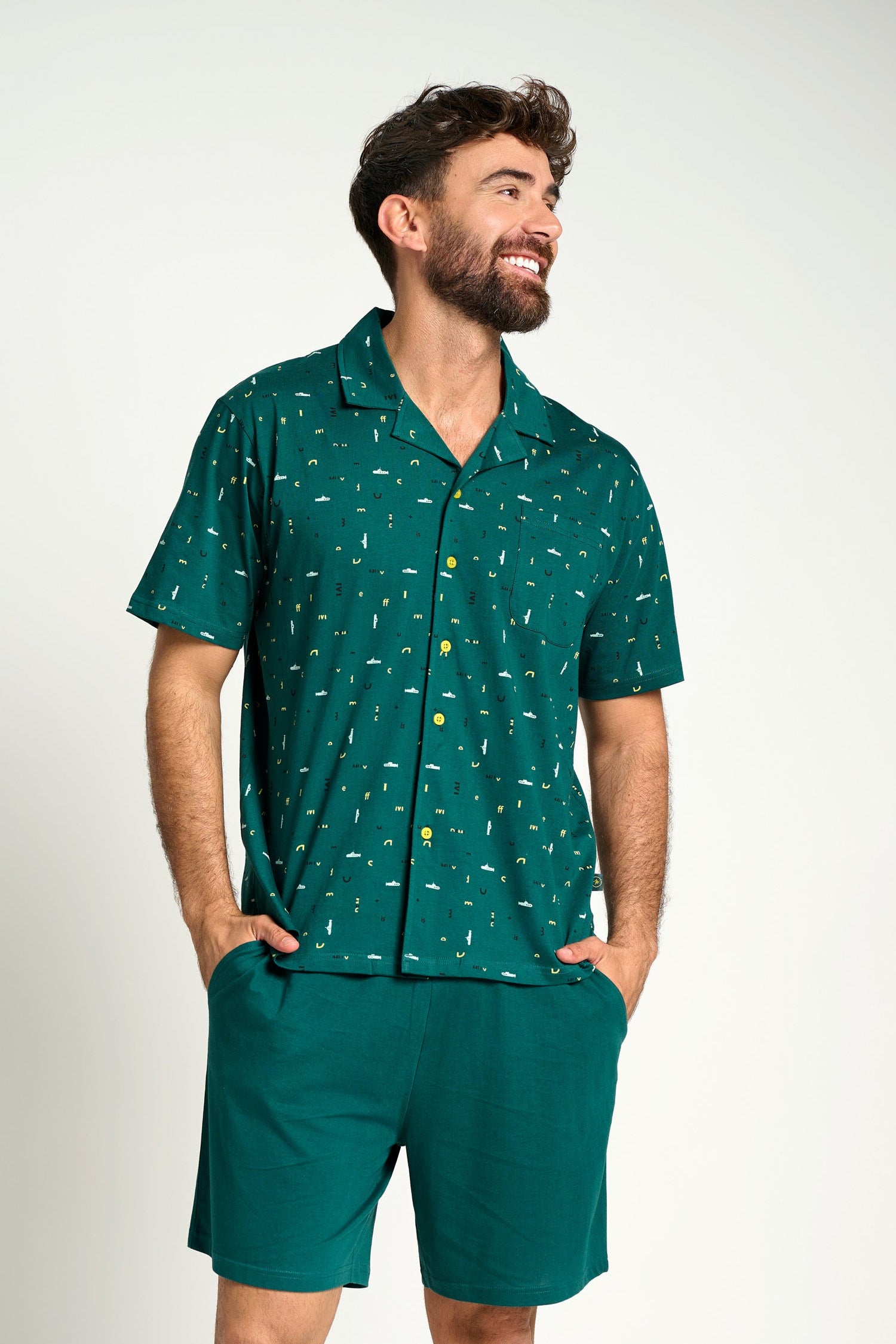 Pijama curto masculino estilo camisa de algodão na cor verde | MUYDEMI