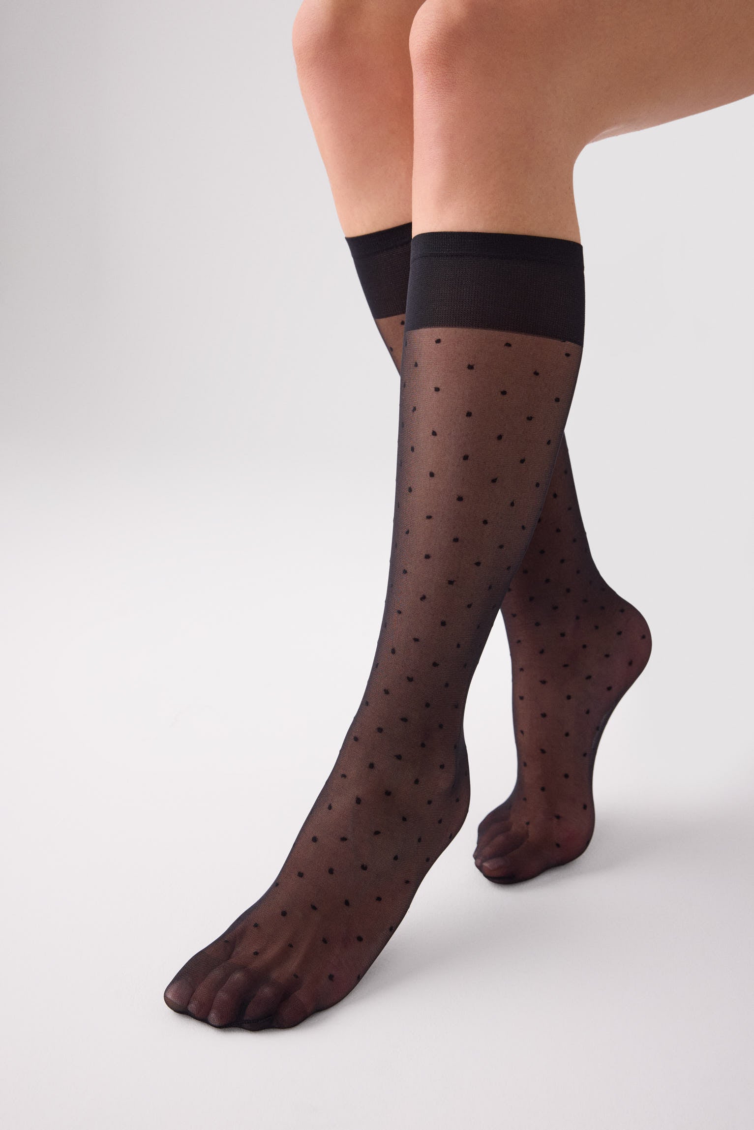 15133-NEGRO-medias-hasta-la-rodilla-plumeti-20-denier-negro