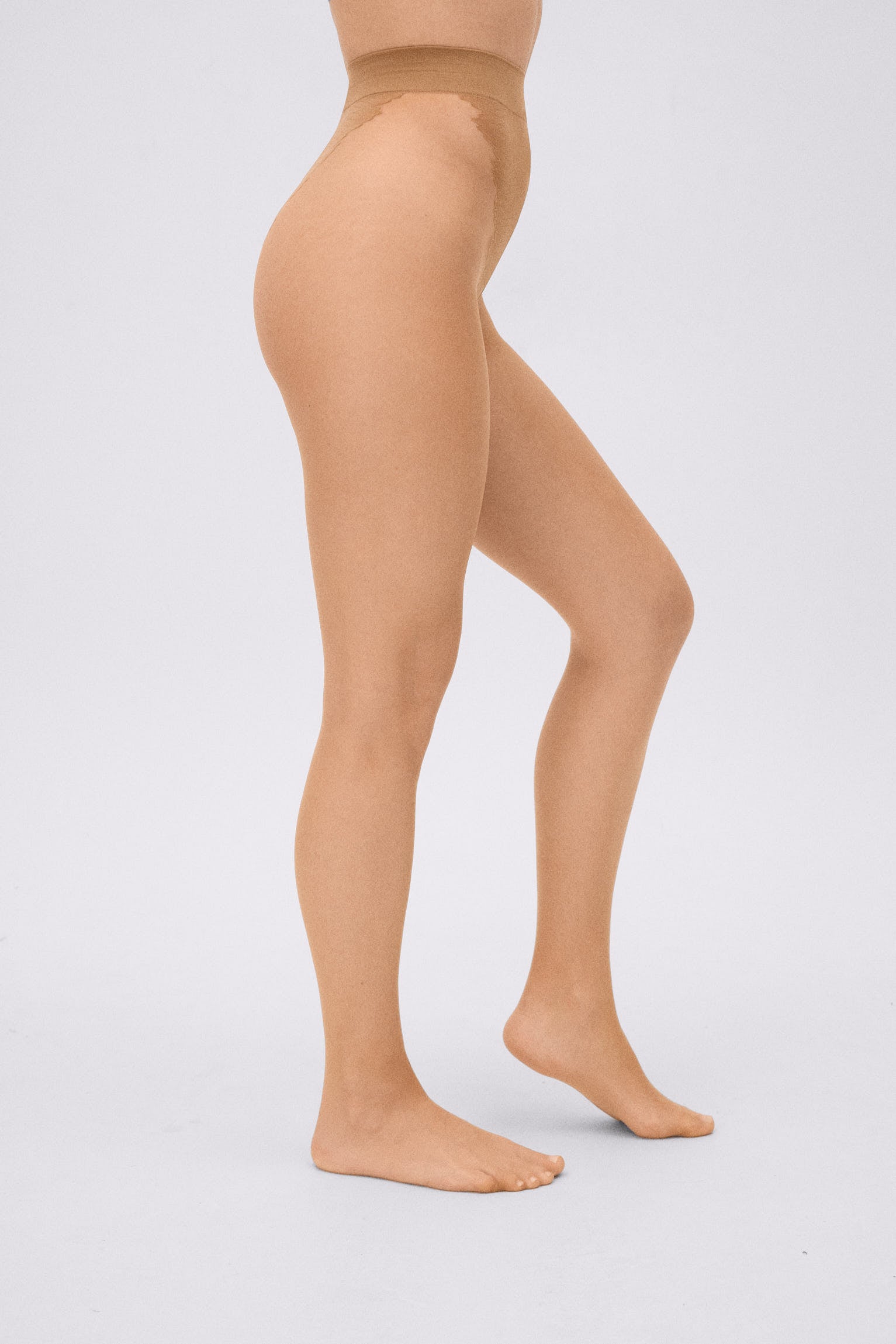 Meia-calça marrom indestrutível de 10 denier