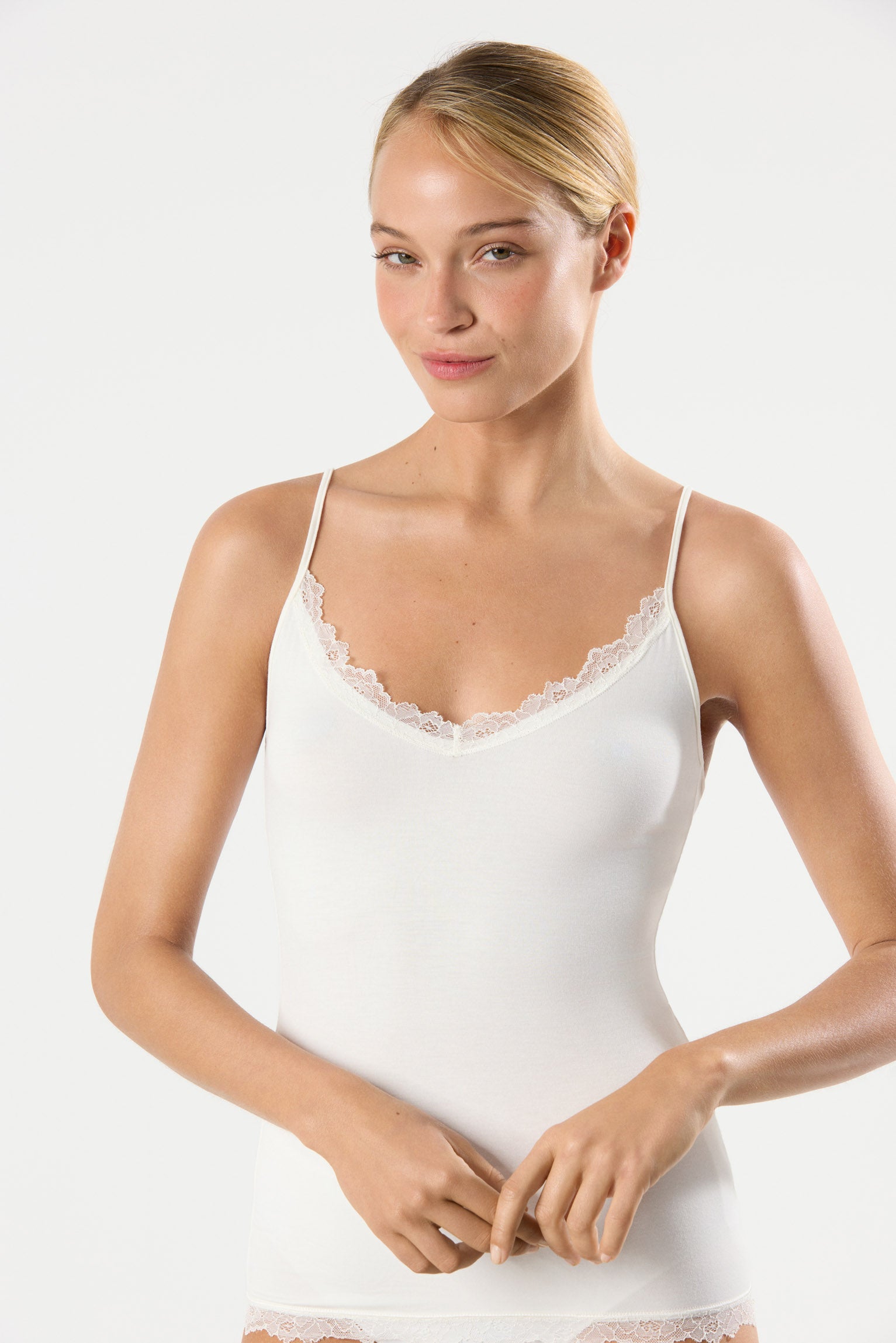 Camiseta de tiras de bambu marfim