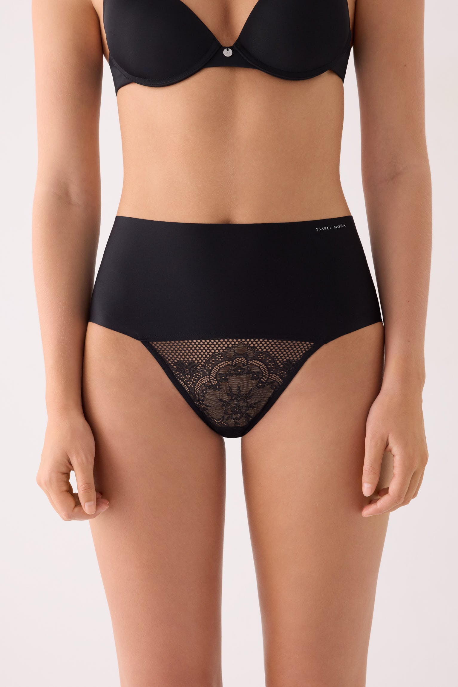 PRÉ-VENDA Cueca alta corte a laser preto