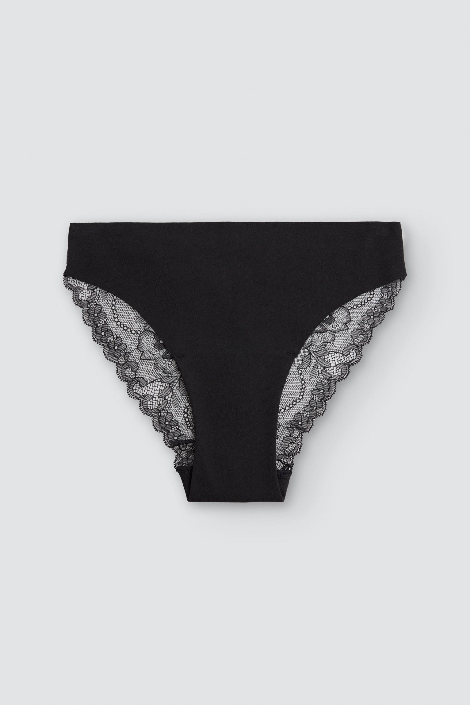 Cueca brasileira algodão com corte a laser e renda preto
