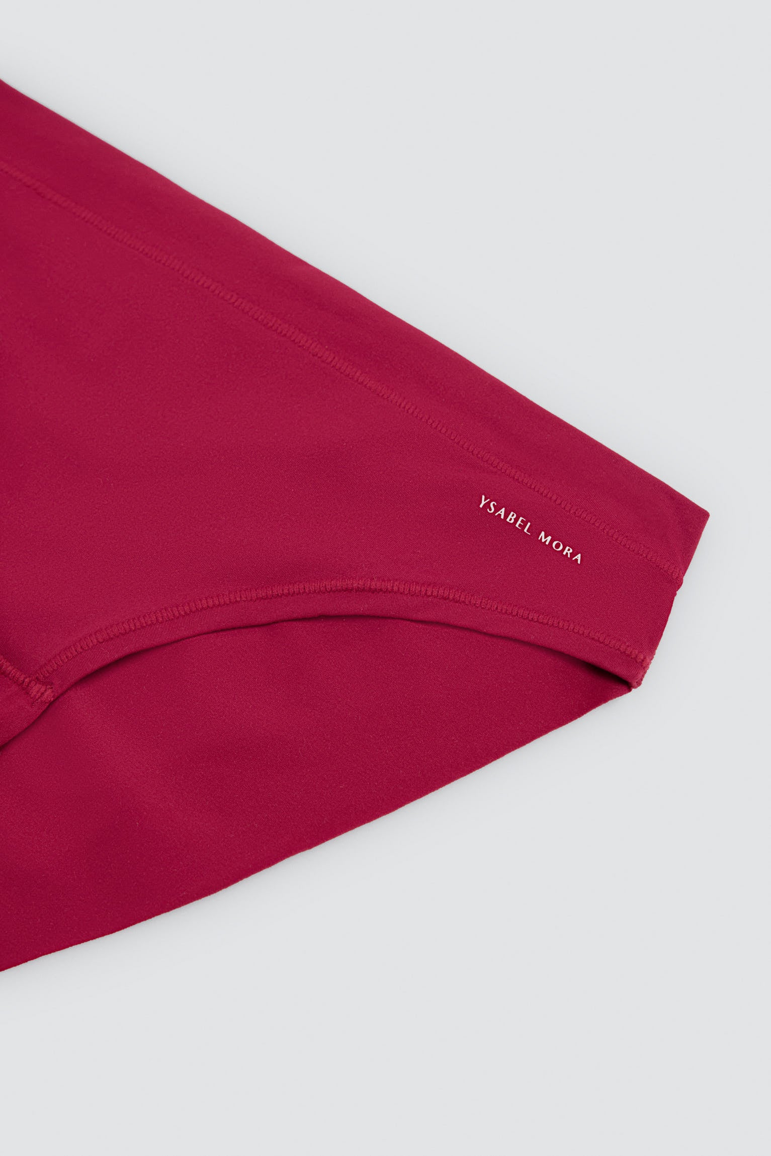 Cueca mini Adapt com acabamentos invisíveis bordeaux