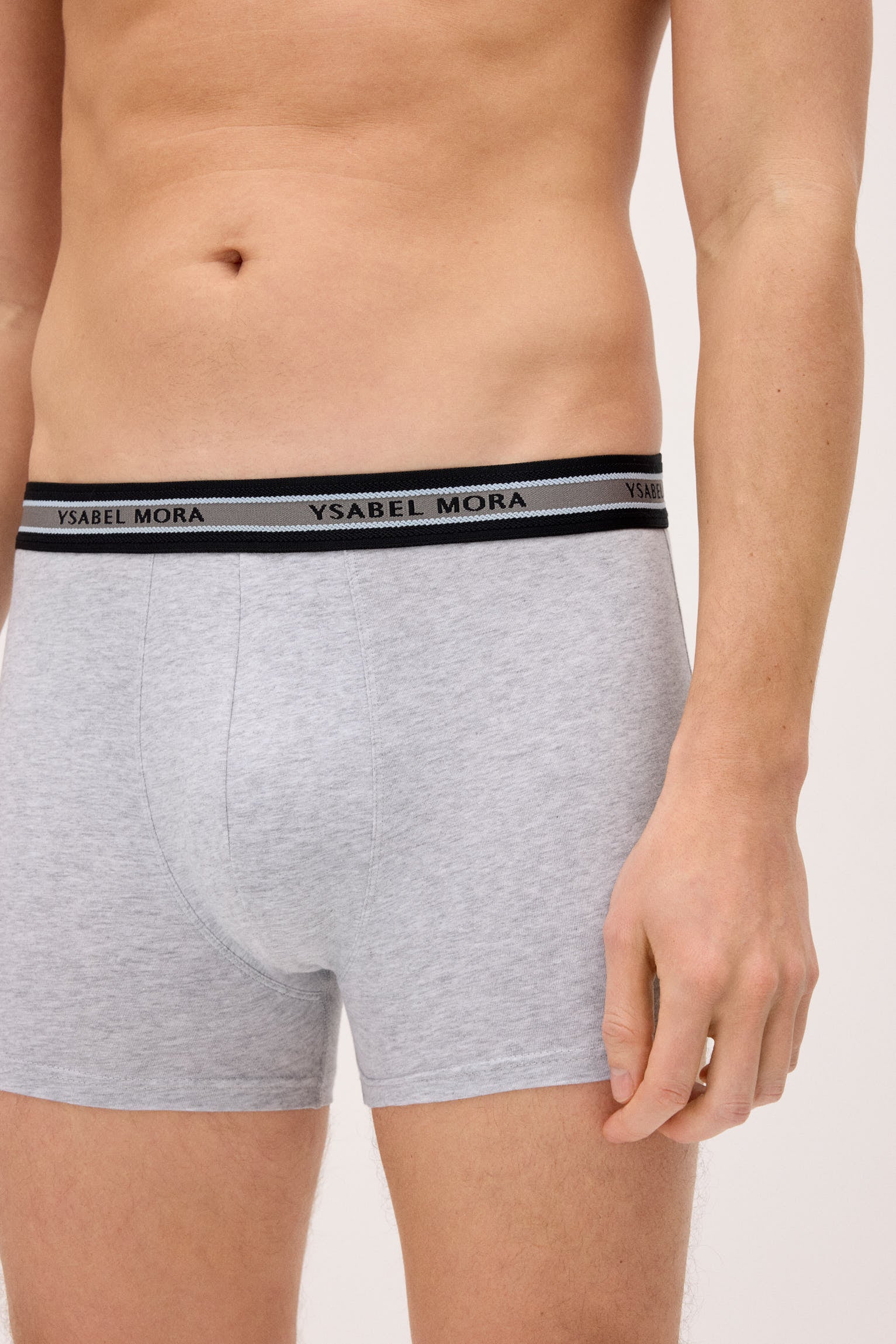 Pacote com 3 cuecas boxer básicas lisas
