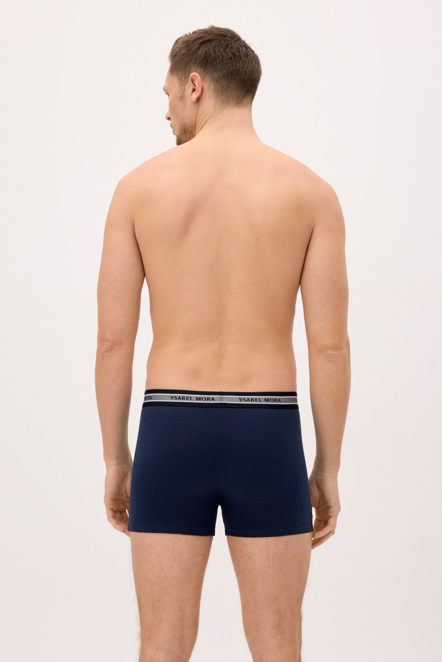 Pacote com 3 cuecas boxer básicas lisas