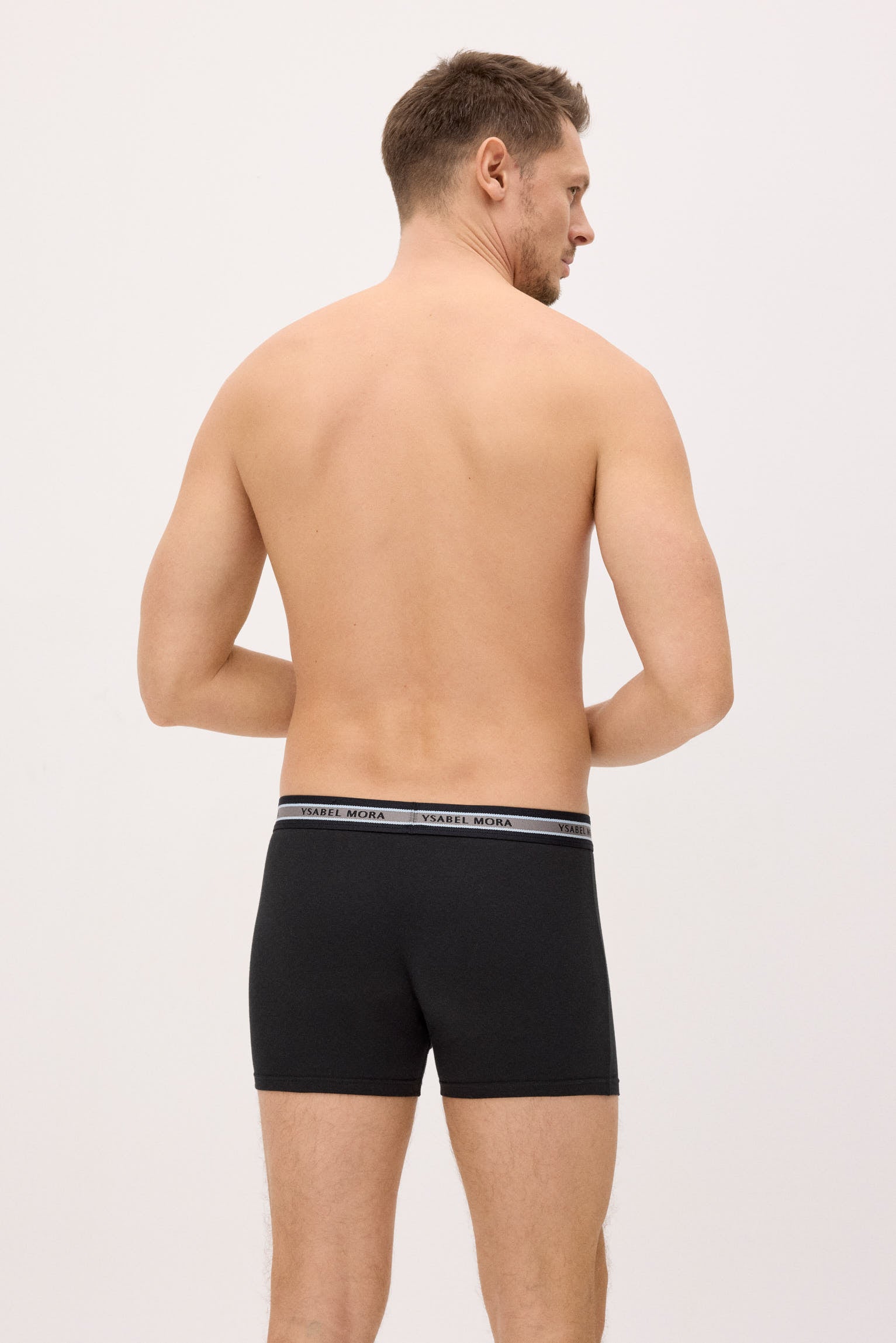 Pacote com 3 cuecas boxer básicas lisas