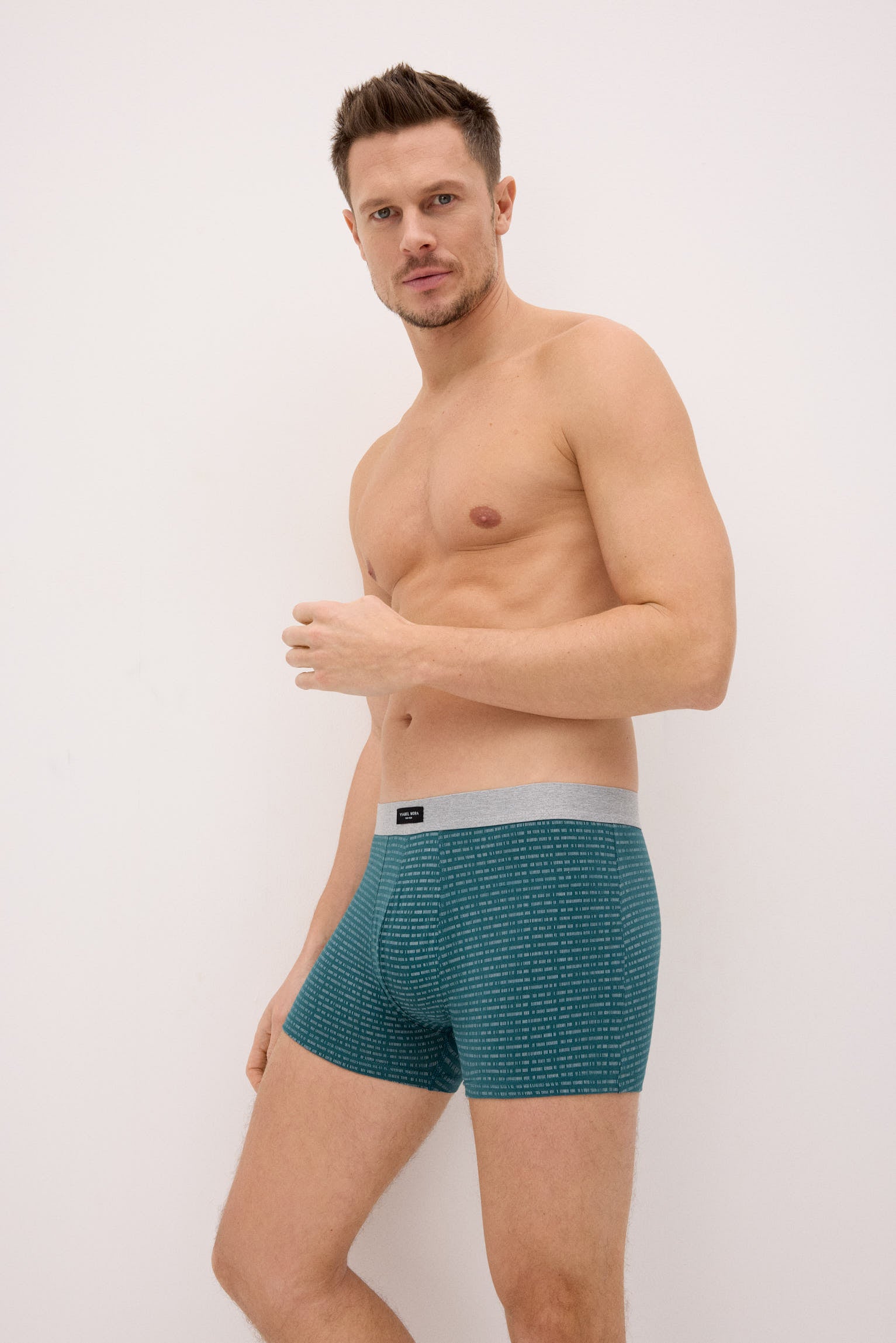 Pacote com 3 cuecas boxer de estampa minimalista