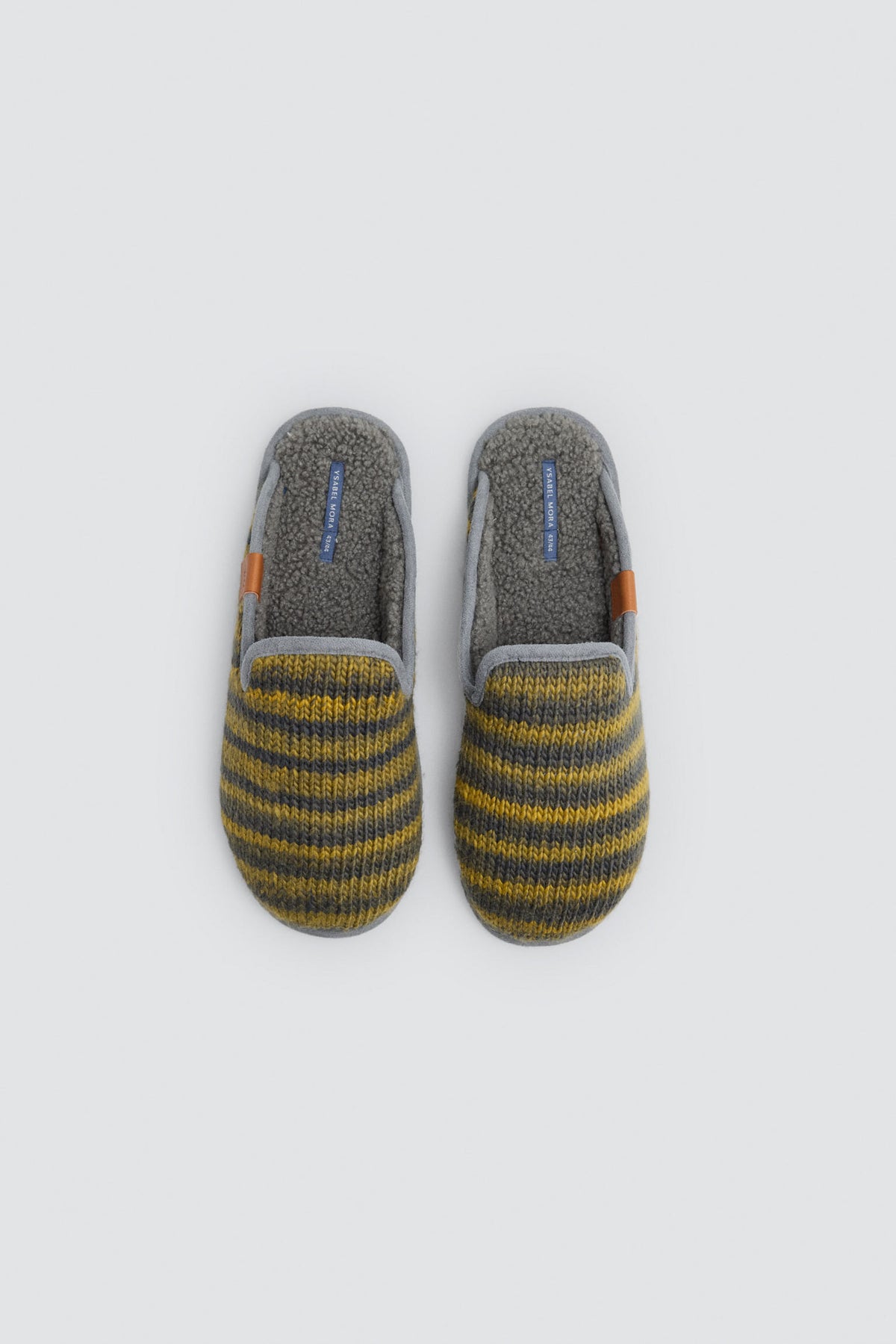 Zapatillas de casa tejido punto rayas contrastadas