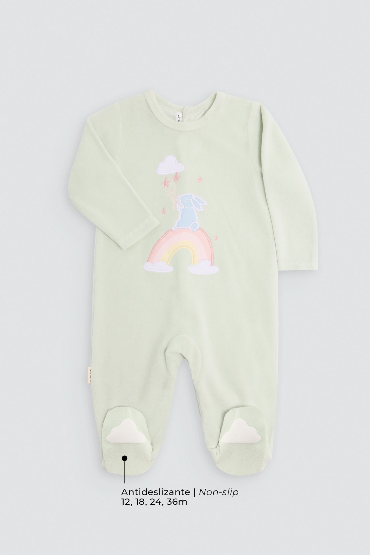 Babygrow de bebé em veludo manga comprida estampado coelho e arco-íris