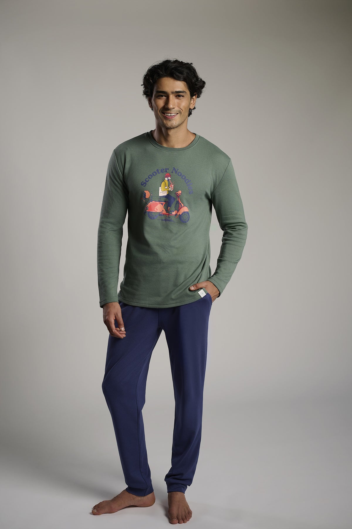 Pijama comprido de homem cardado estampado Scooter Noodles