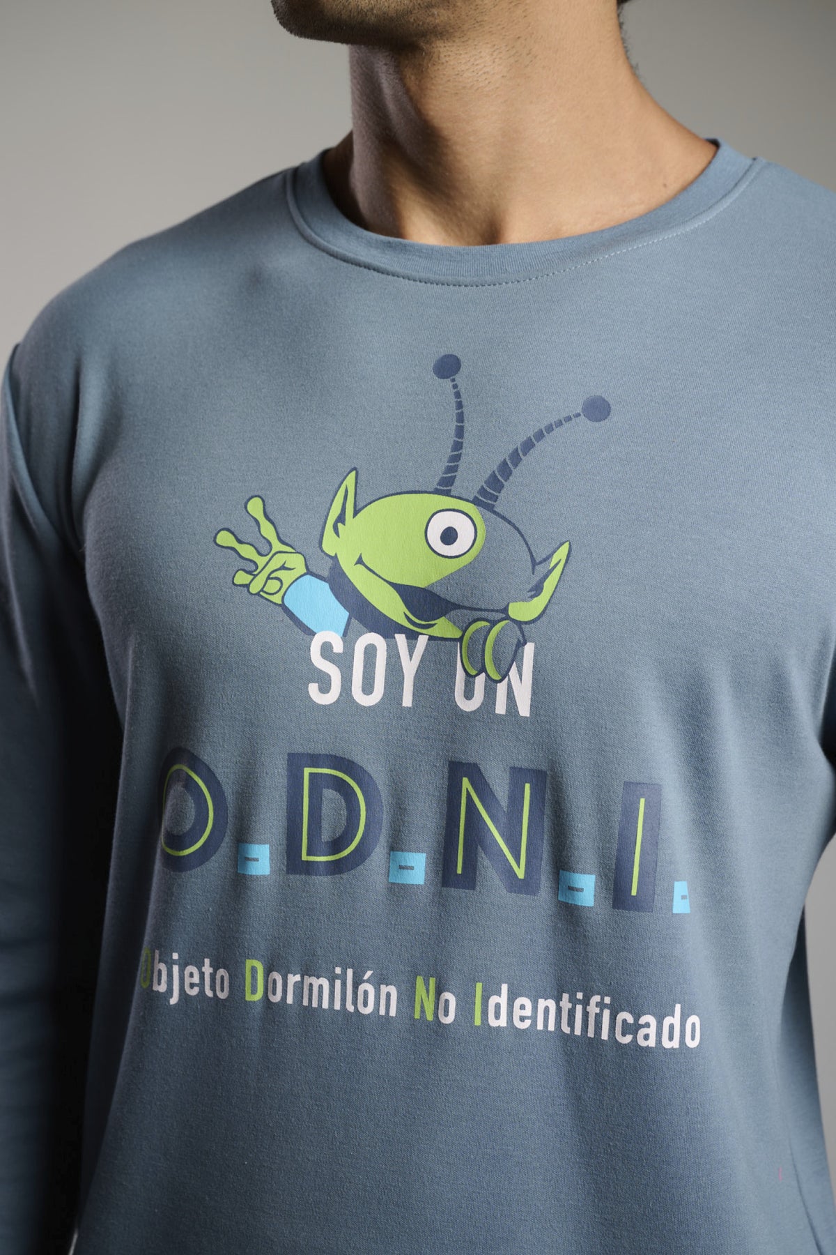 Pijama comprido de homem cardado estampado alienígena ODNI