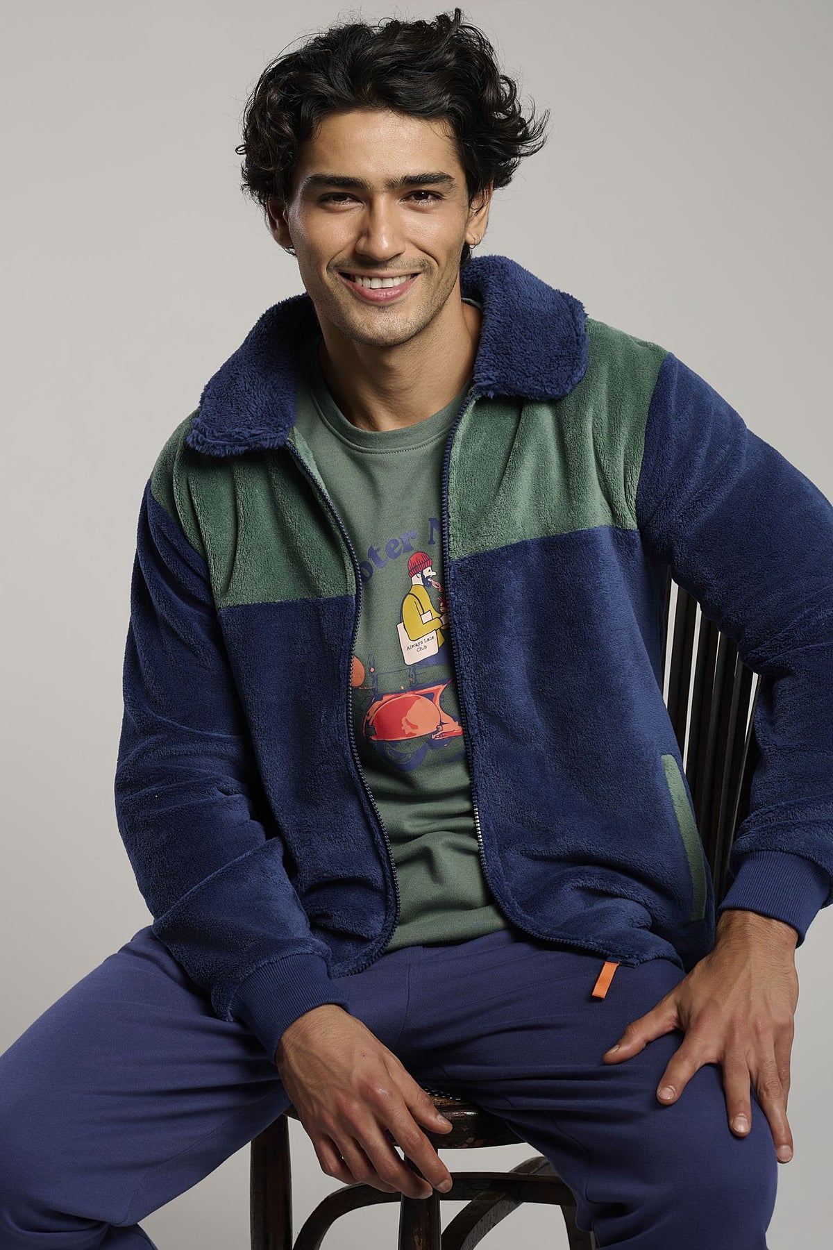 Roupão curto de homem polar sherpa e coral bicolor com fecho de correr