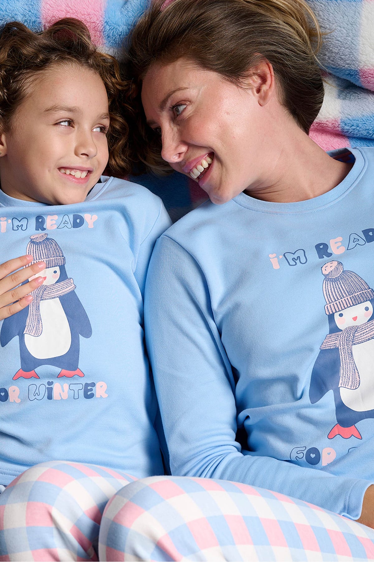 Pijama comprido de menina cardado I'm ready for winter pinguim aos quadrados