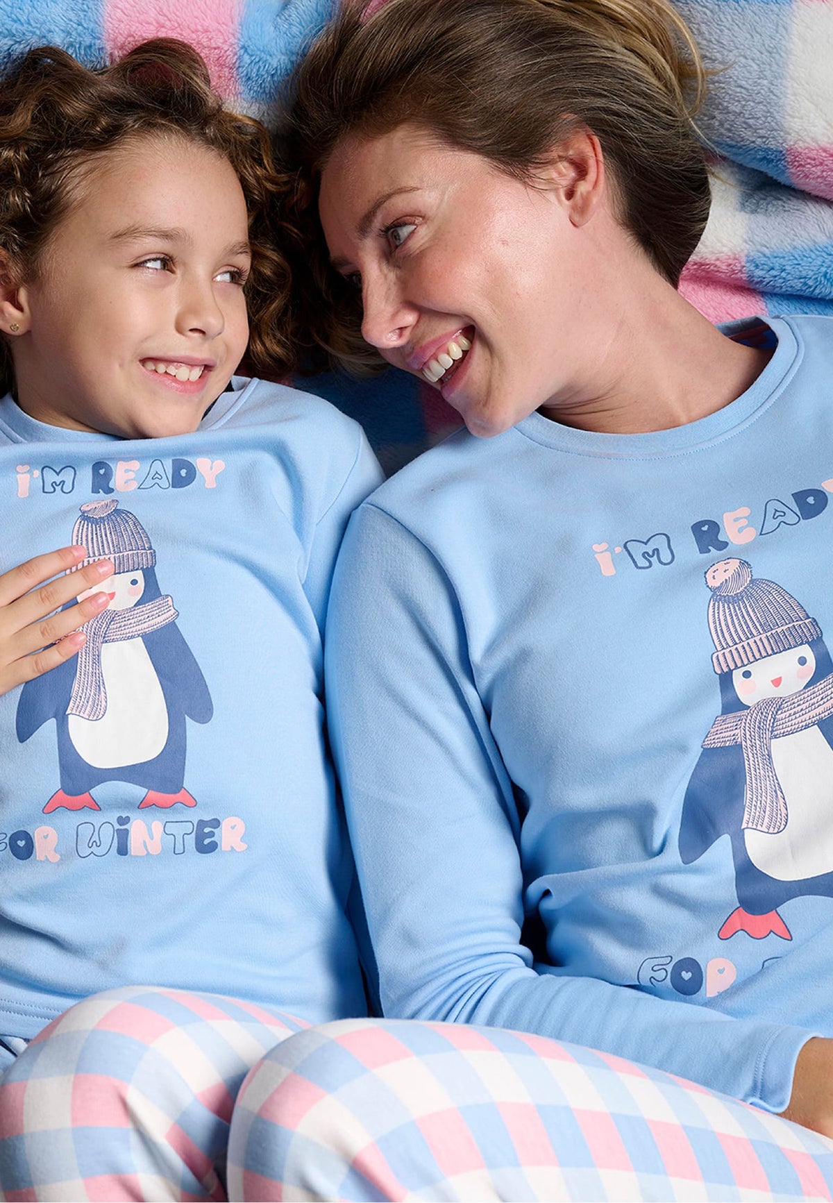 Pijama comprido de menina cardado I'm ready for winter pinguim aos quadrados
