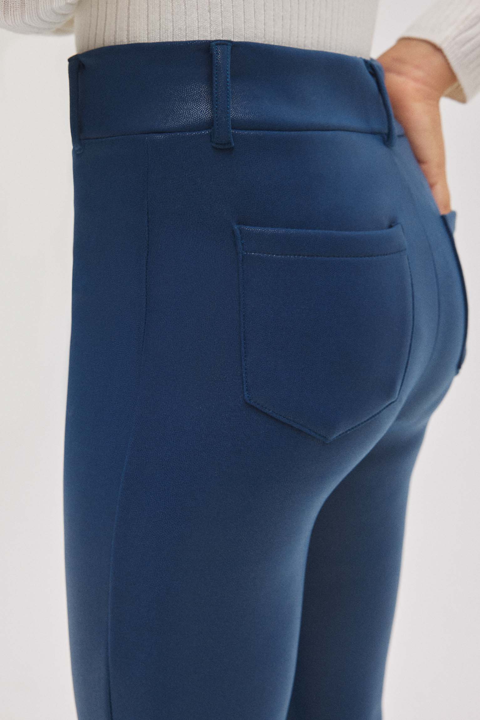 33250-5-pantalones-termicos-nina-efecto-piel-flare-marin-ysabel-mora