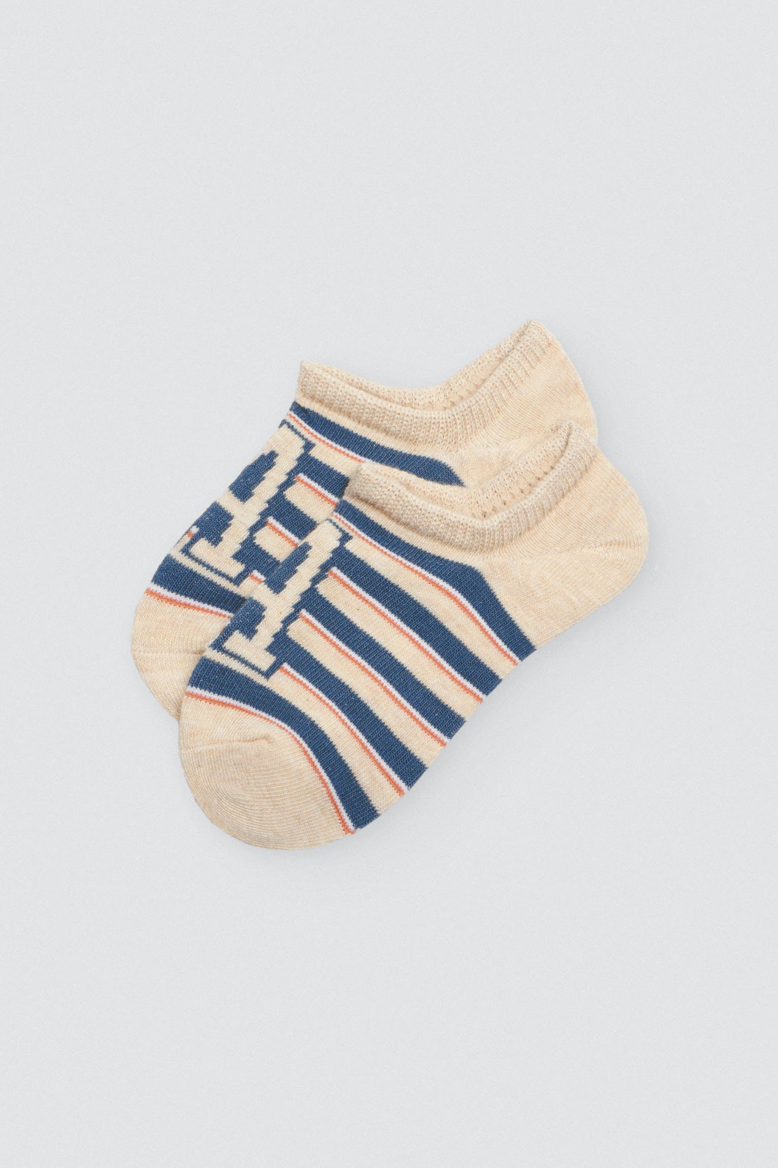 42267KIT-calcetines-infantiles-ysabel-mora-740