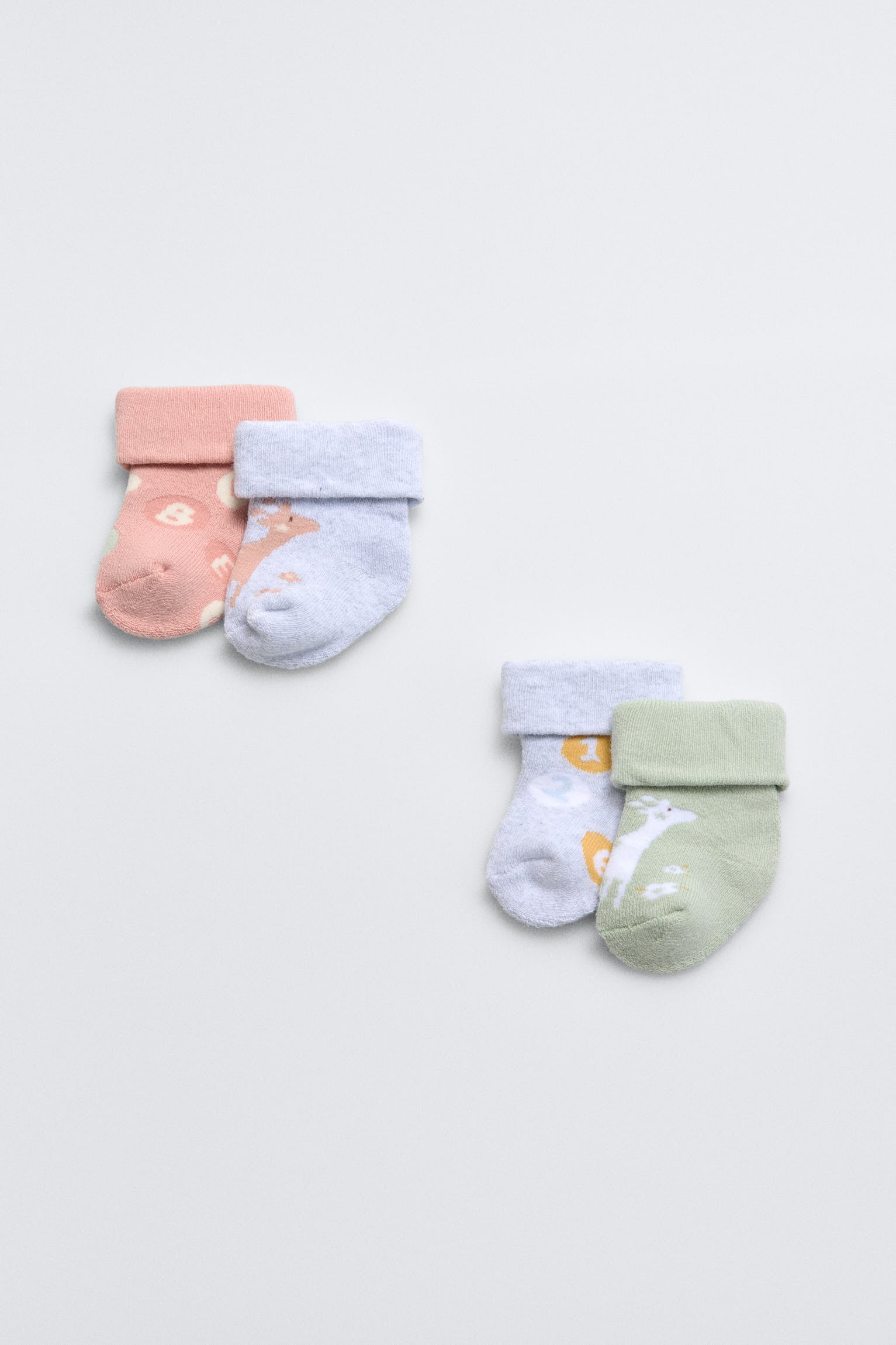 62824KIT-1-pack-calcetines-termicos-bebe-recien-nacido-ysabel-mora