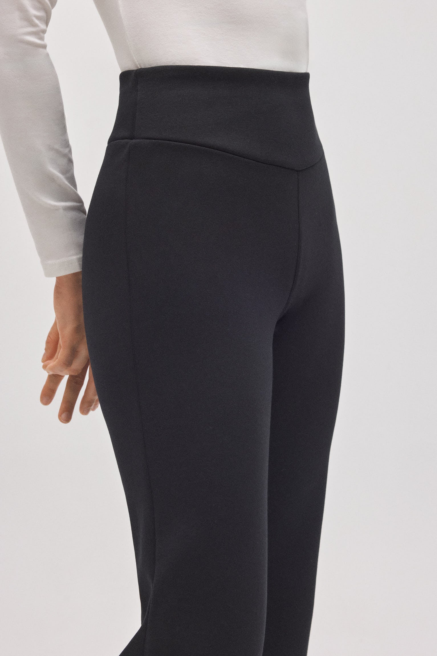70451-4-leggings-termicos-wide-afelpados-comfy-negro-ysabel-mora