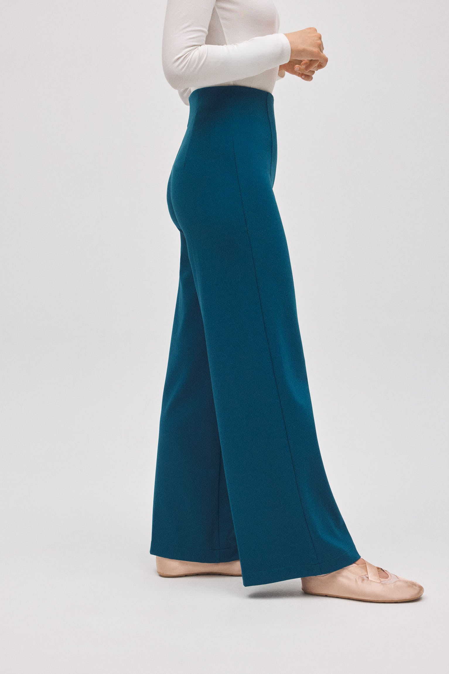 70453-5-pantalon-de-vestir-wide-azul-ysabel-mora