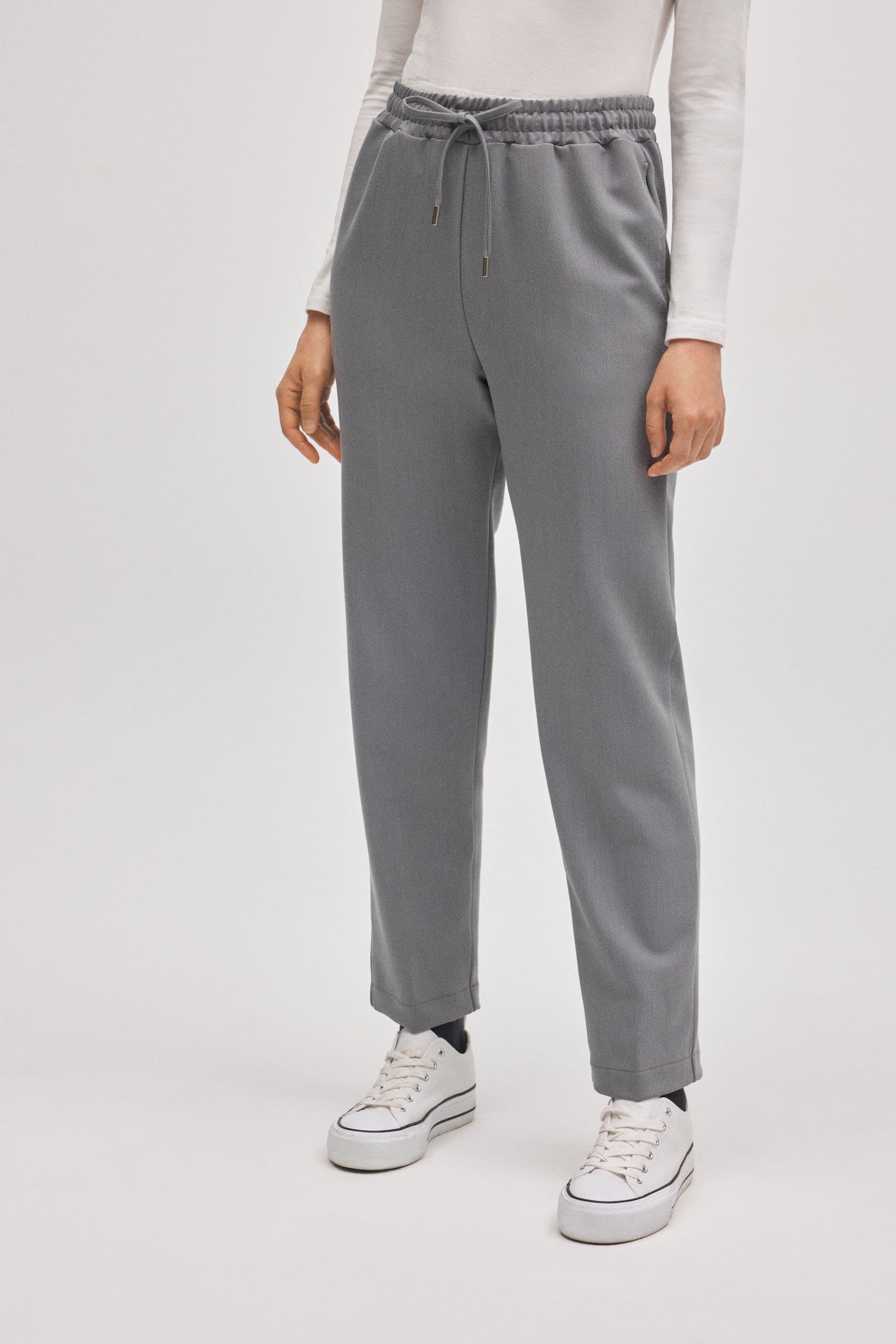 70455-2-pantalon-cintura-ajustable-straight-gris-ysabel-mora