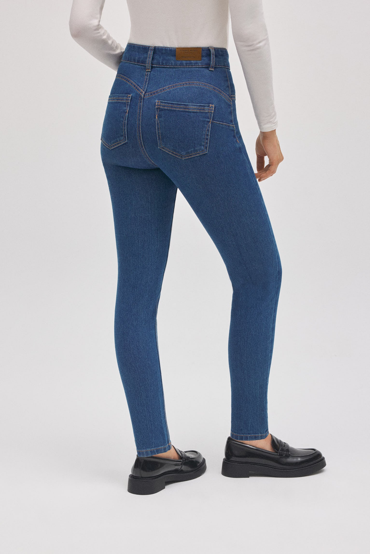 70458-3-pantalones-vaqueros-efecto-push-up-azul-ysabel-mora