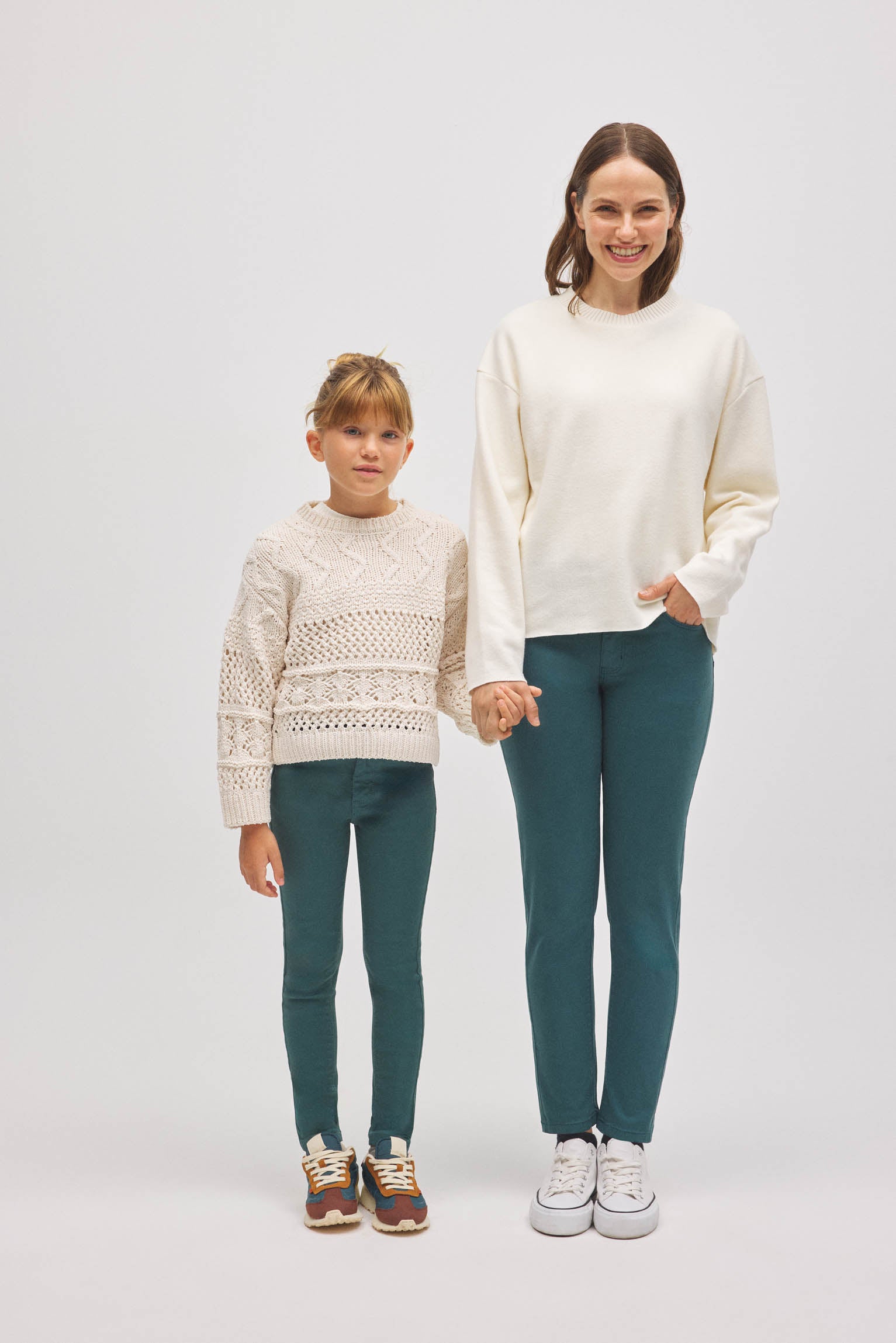 70460_33254-leggings-mini-me-mujer-nina-ysabel-mora-pantalones-vaqueros-verde-slim