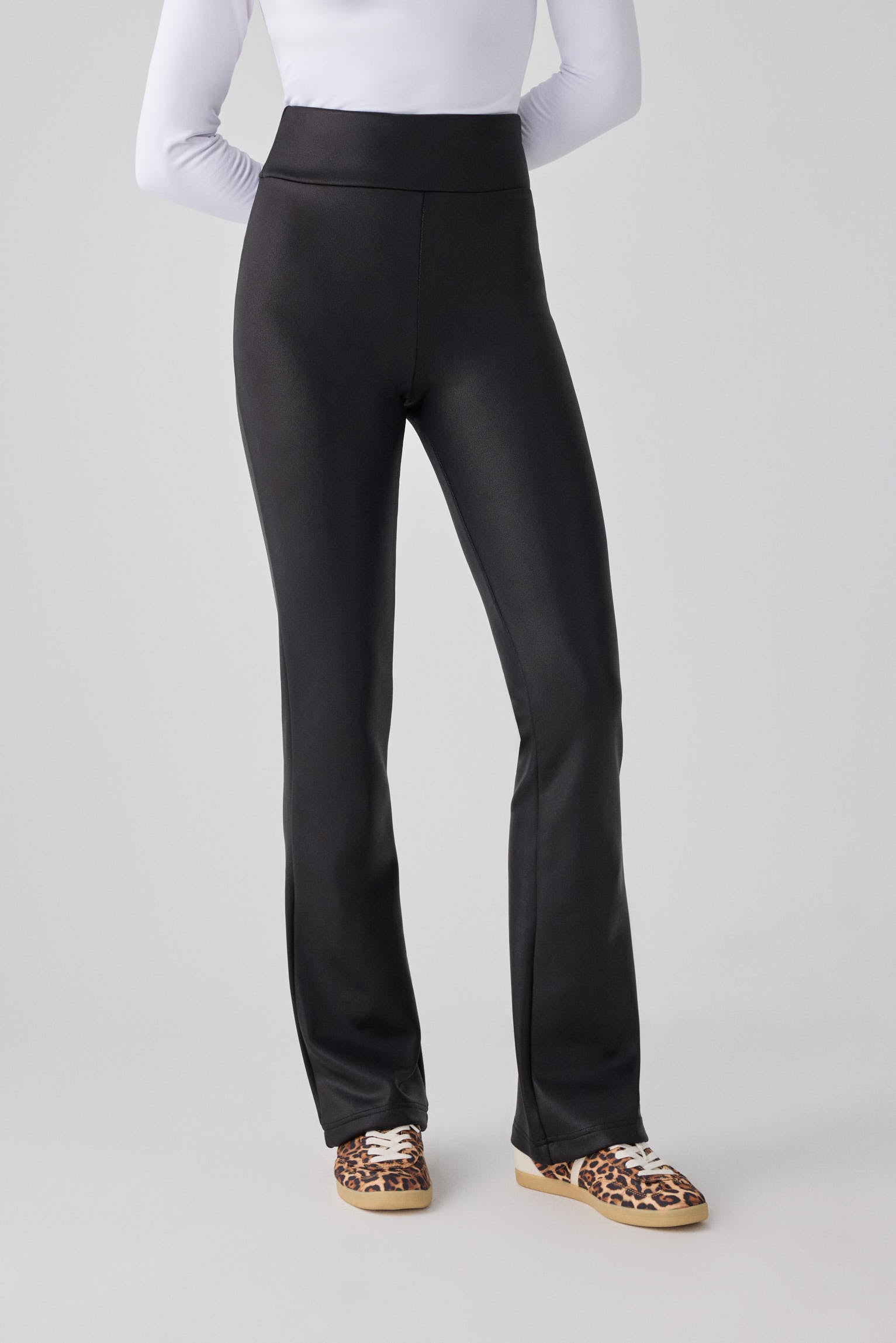 70466-negro-leggings-mujer-termico-acampanados-efecto-piel-negros