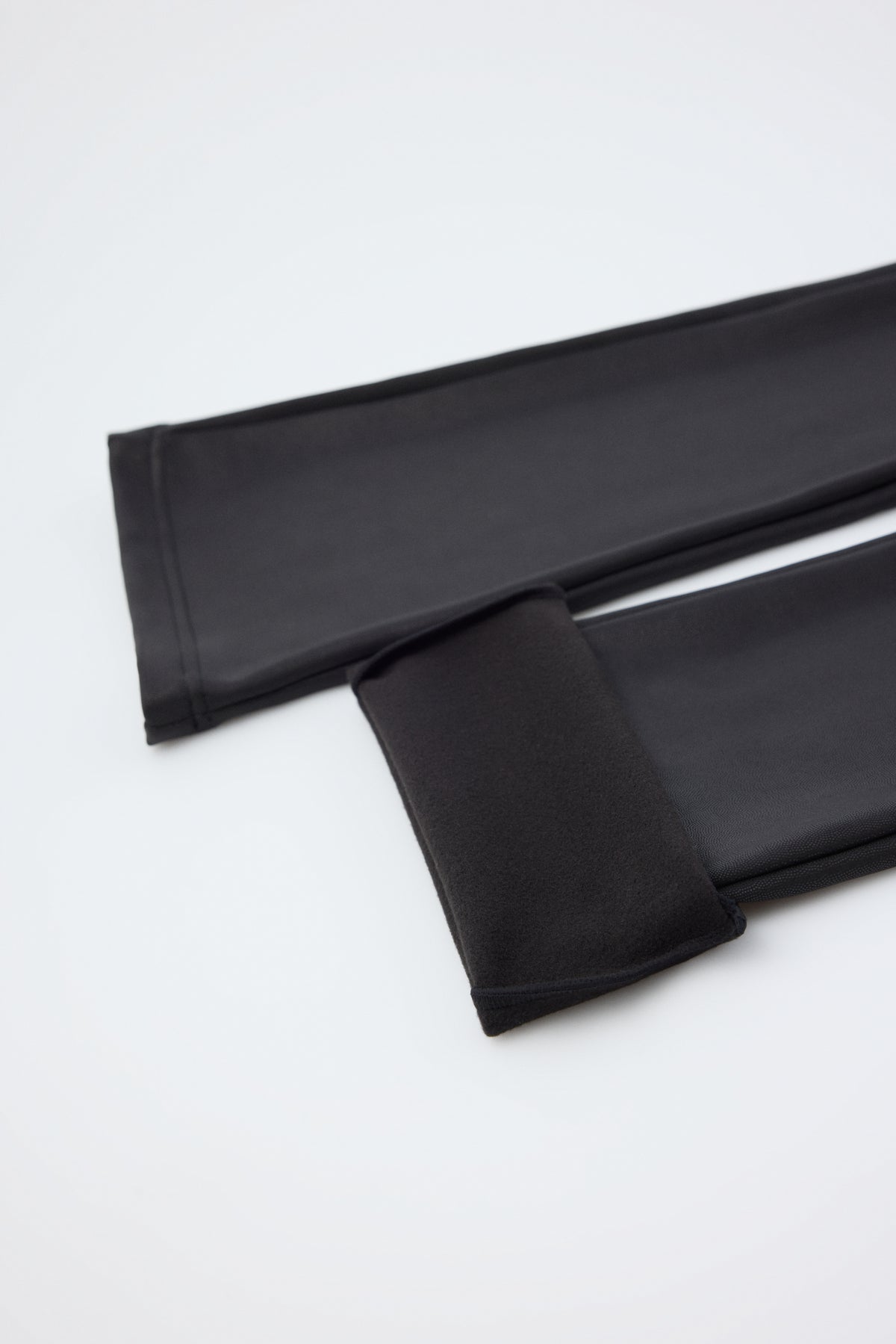 TÉRMICO leggings à boca de sino efeito pele pretos