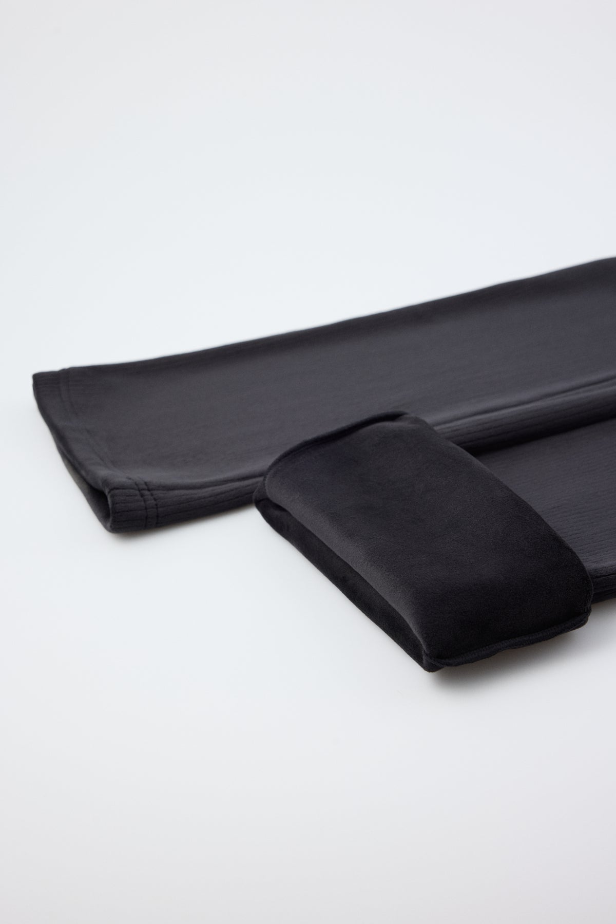 ULTRA TÉRMICO leggings à boca de sino efeito bombazina preto