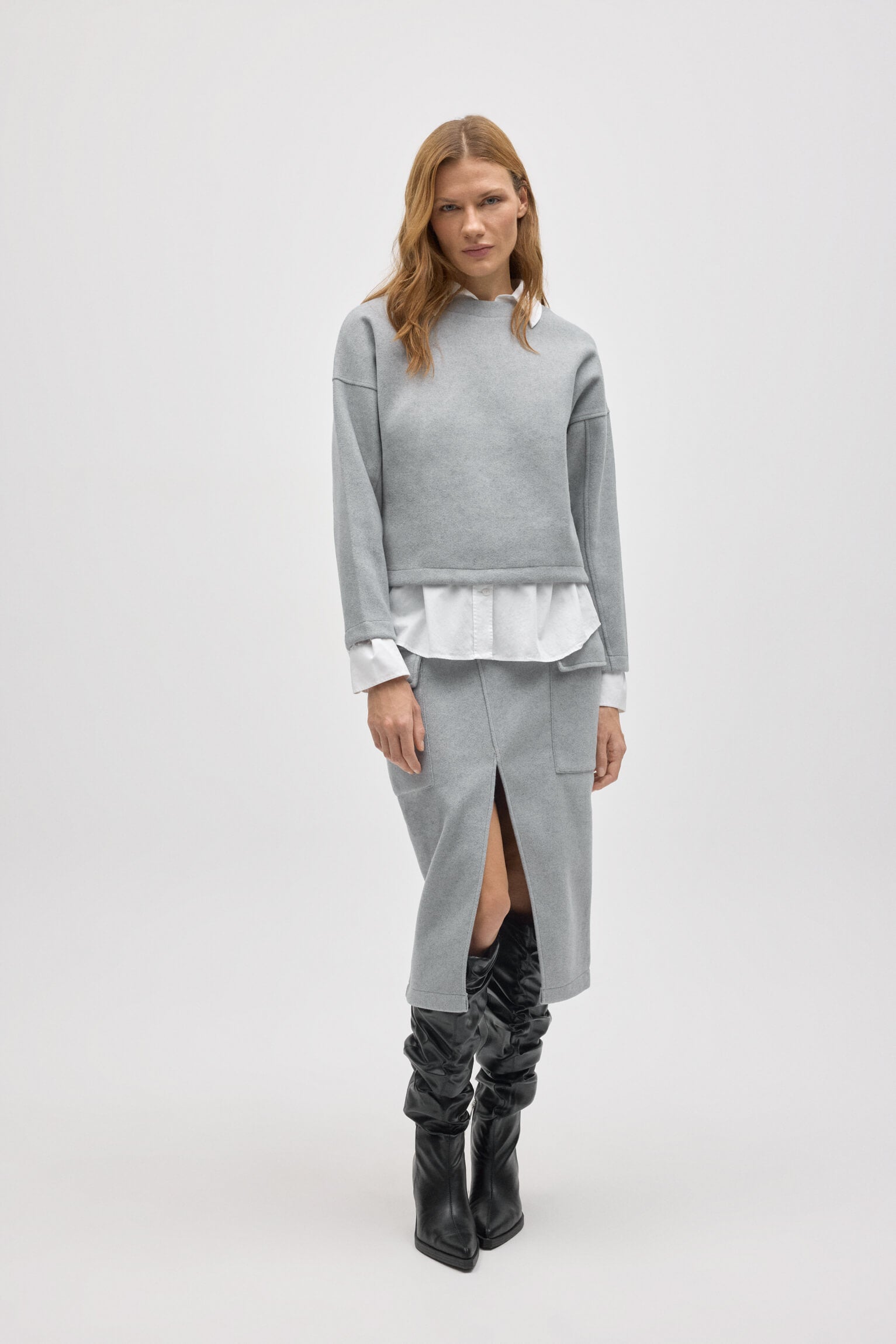 70663-4-jersey-calido-estructura-cuello-redondo-gris