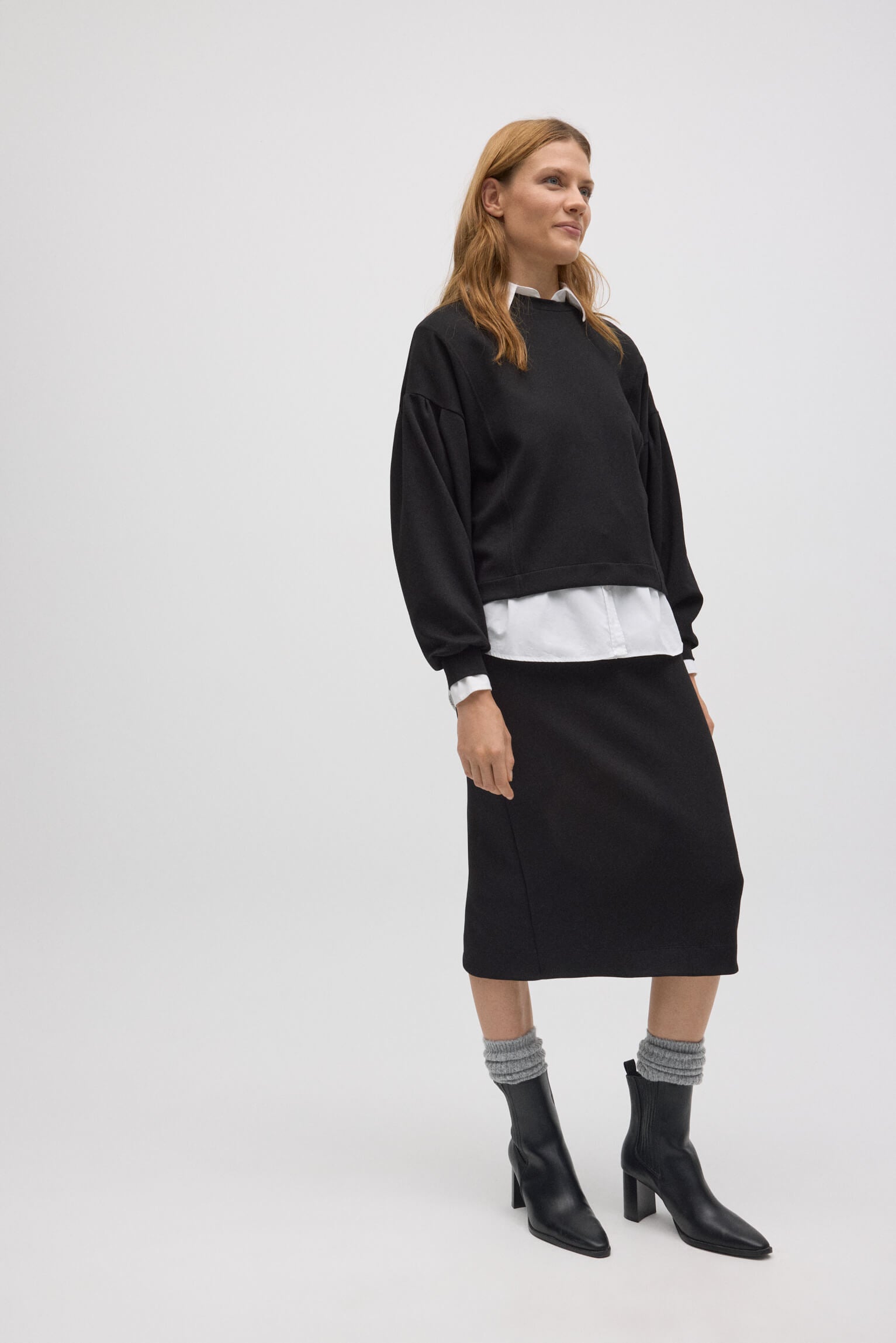 70673-1-sudadera-mangas-abullonadas-fluida-negro