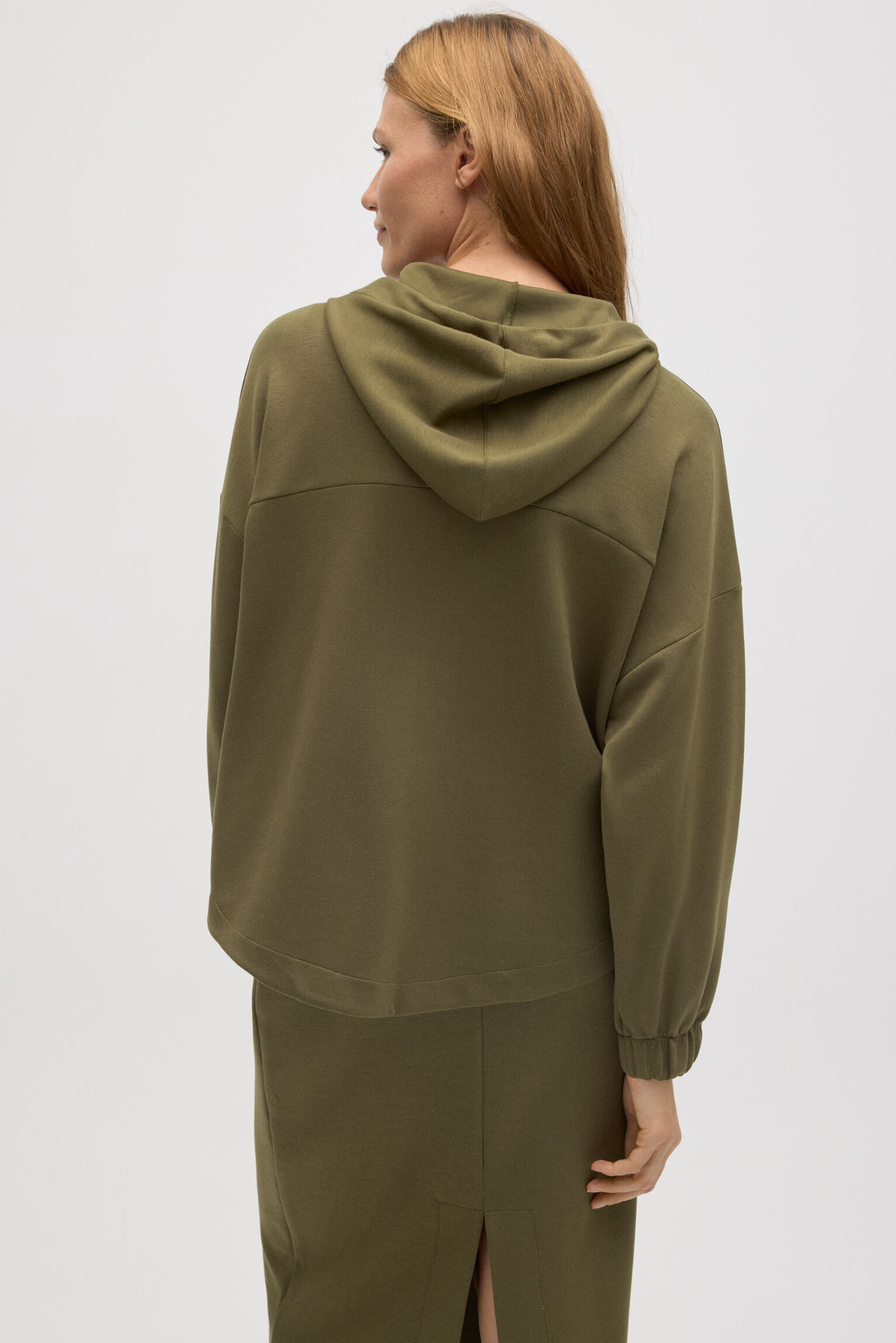 70675-3-sudadera-con-capucha-fluida-verde