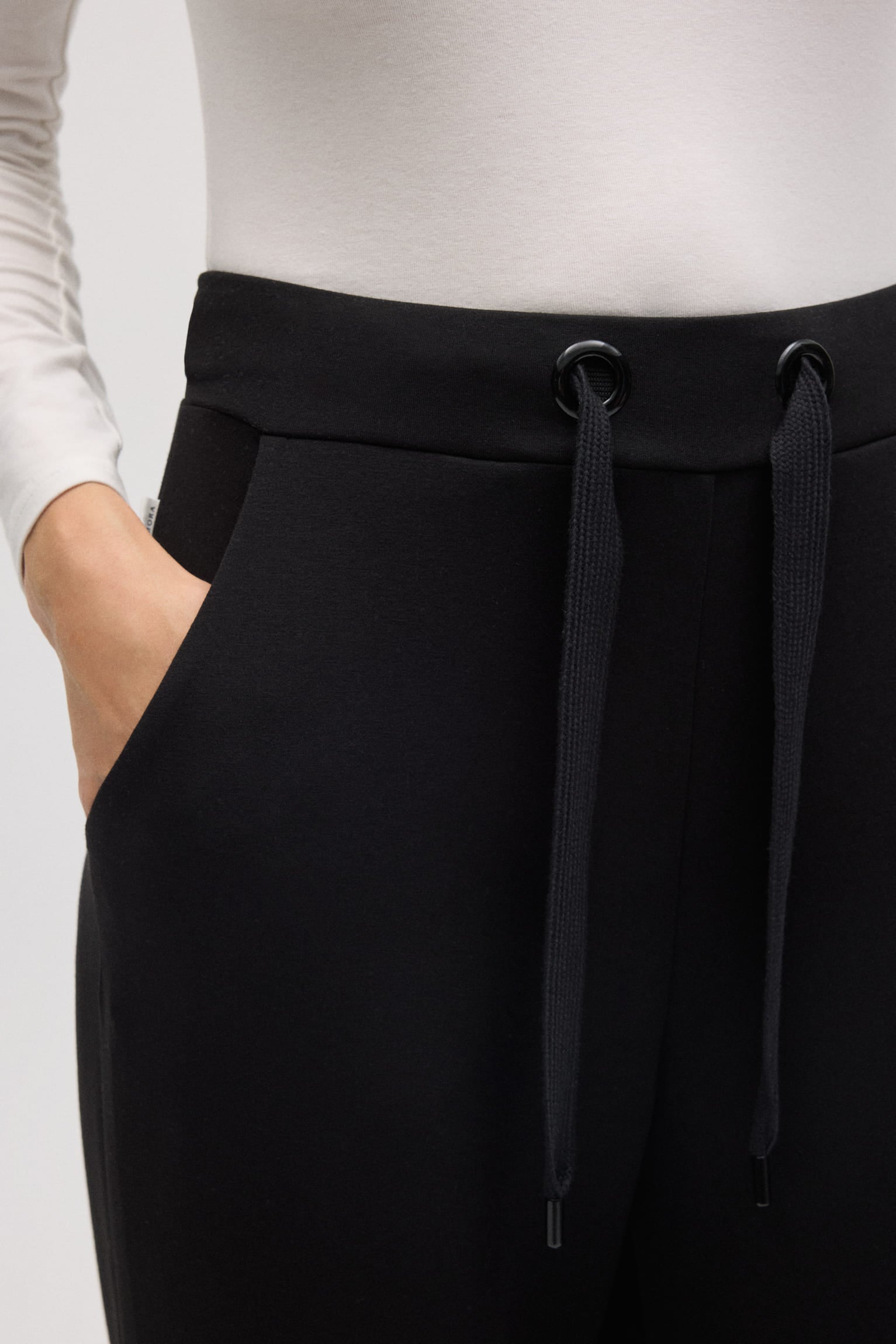 70676-3-pantalon-recto-fluido-negro