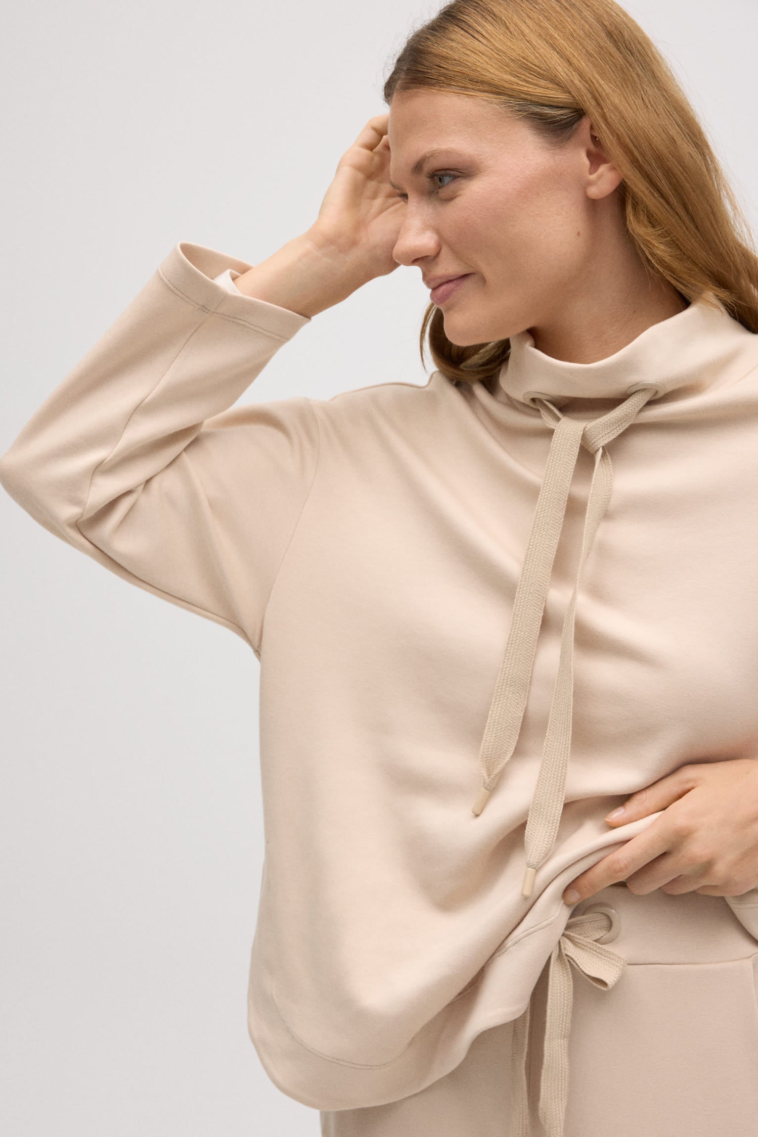 70676-5-pantalon-recto-fluido-marfil