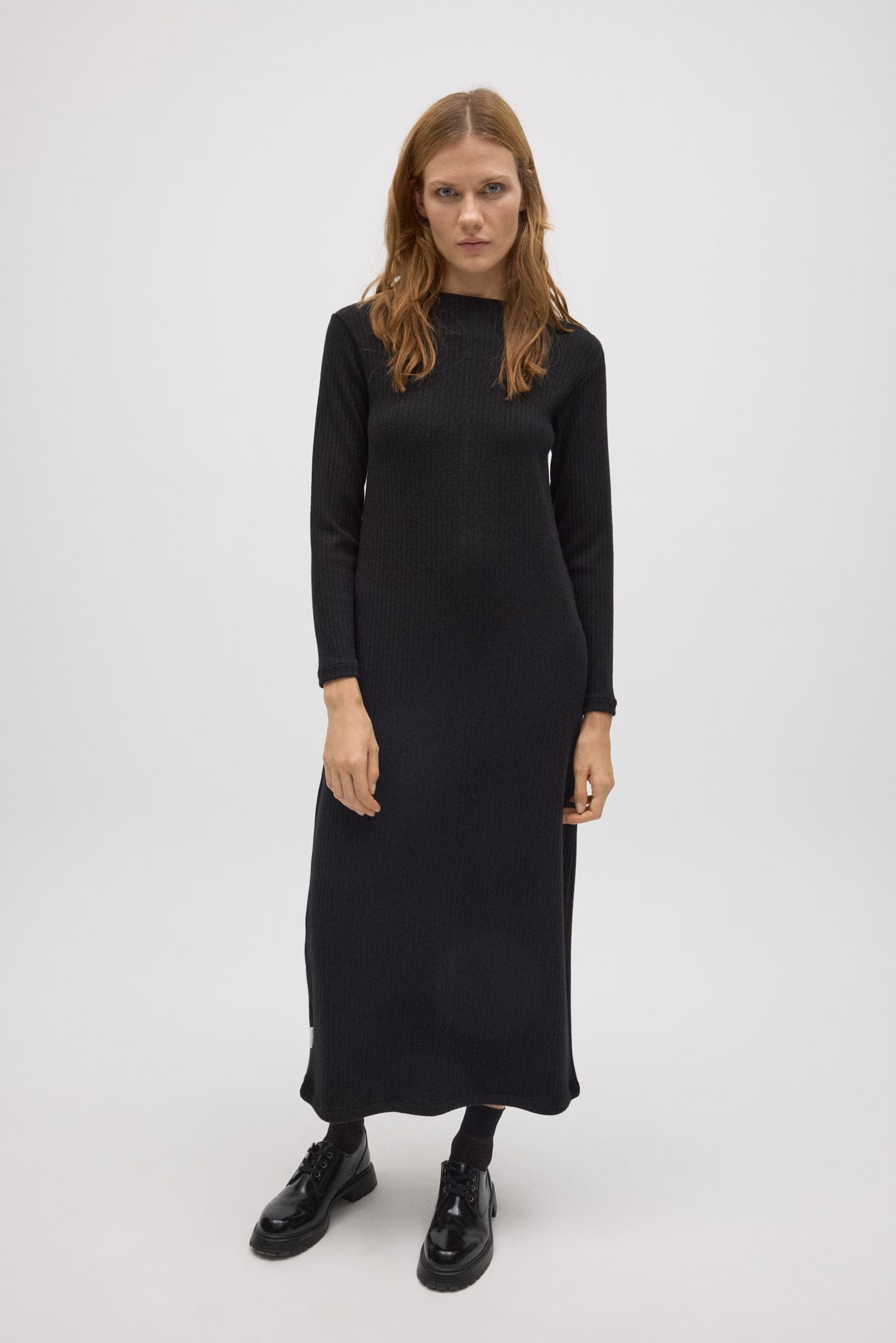 70681-2-vestido-largo-punto-canale-negro