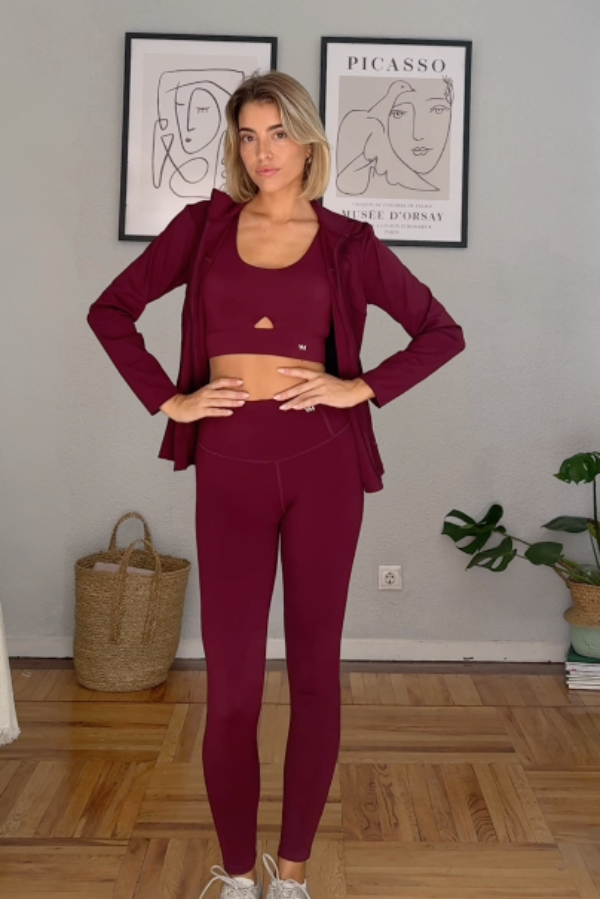 Look deportivo compressive granate @teresamora6