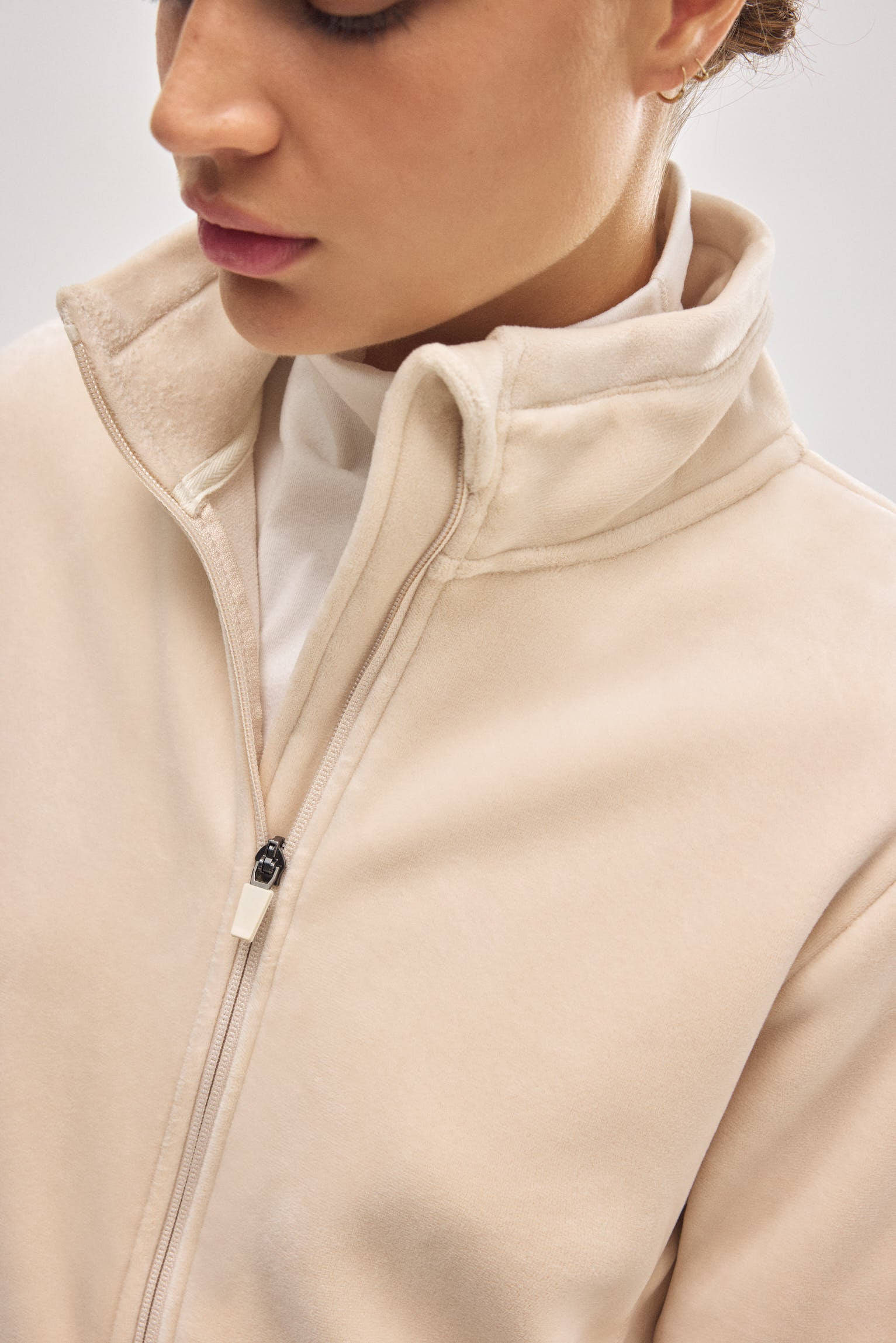 70934-3-chaqueta-termica-estilo-deportivo-afelpado-polar-marfil