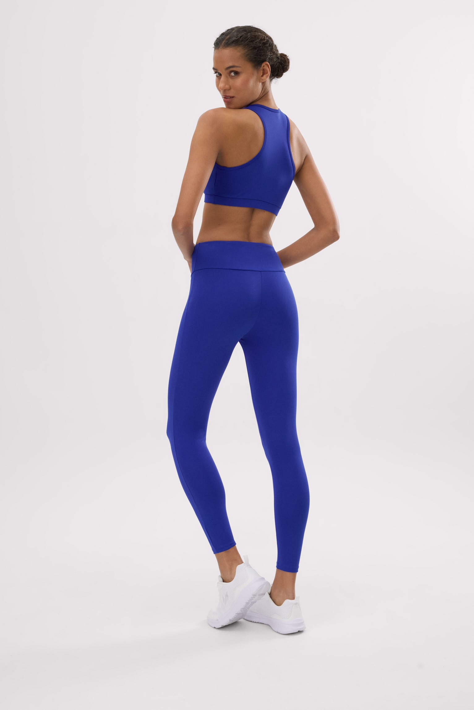 Leggings deportivos largos de tiro alto tacto algodonero azul índigo - Ysabel Mora