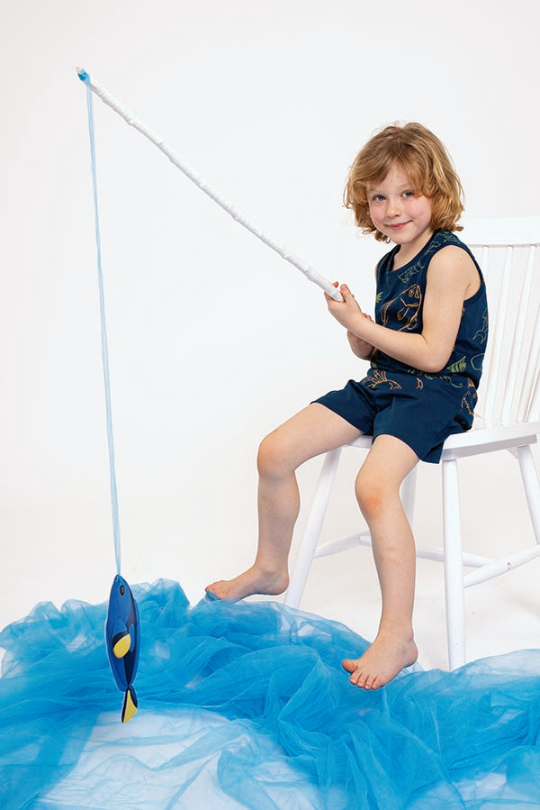 Pijama infantil com suspensórios de algodão estampado de peixe | MUYDEMI