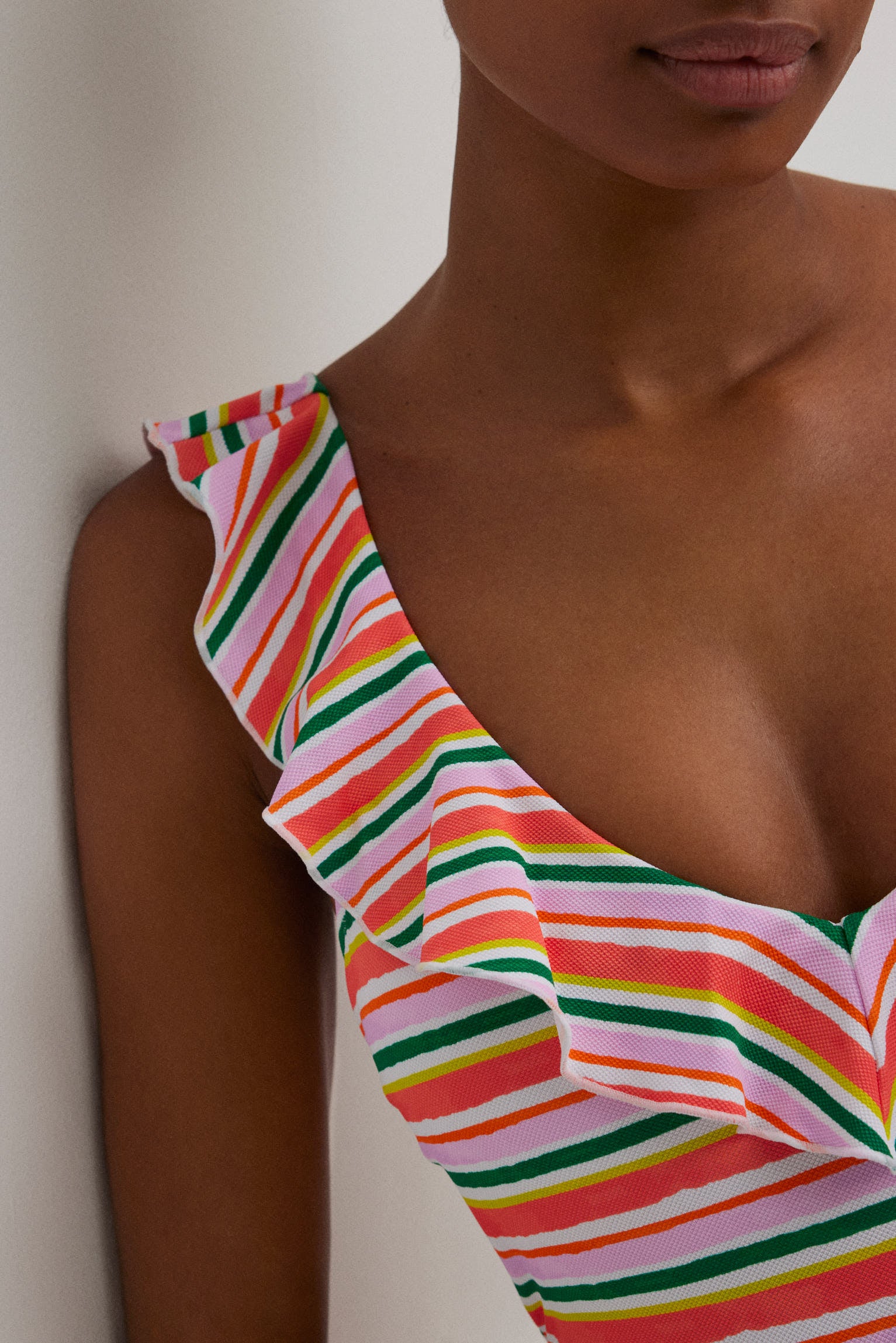 83041-4-banador-reductor-estampado-rayas-mujer-ysabel-mora-multicolor