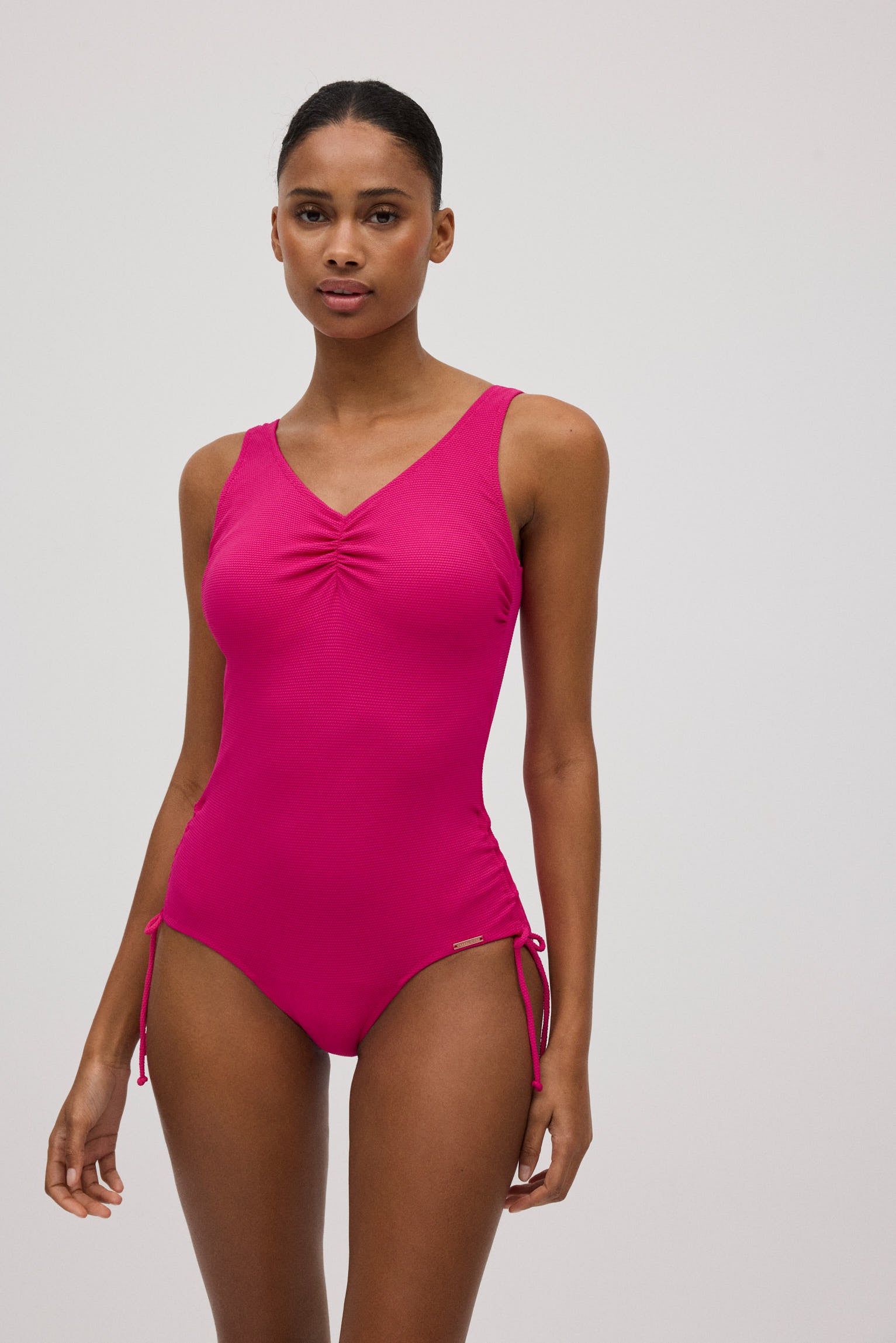 83127-1-banador-reductor-lateral-ajustable-mujer-ysabel-mora-fucsia