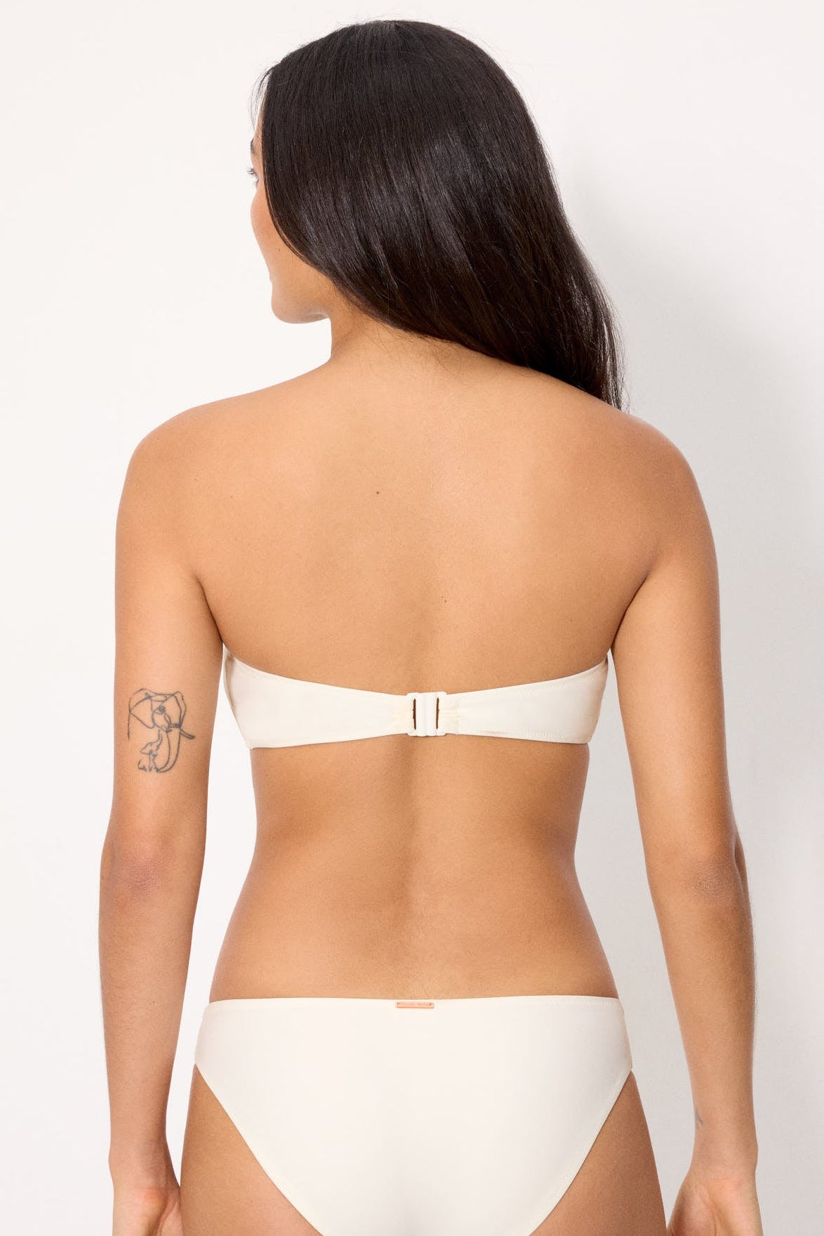 Top bikini bandeau sin aro con relleno marfil - Ysabel Mora