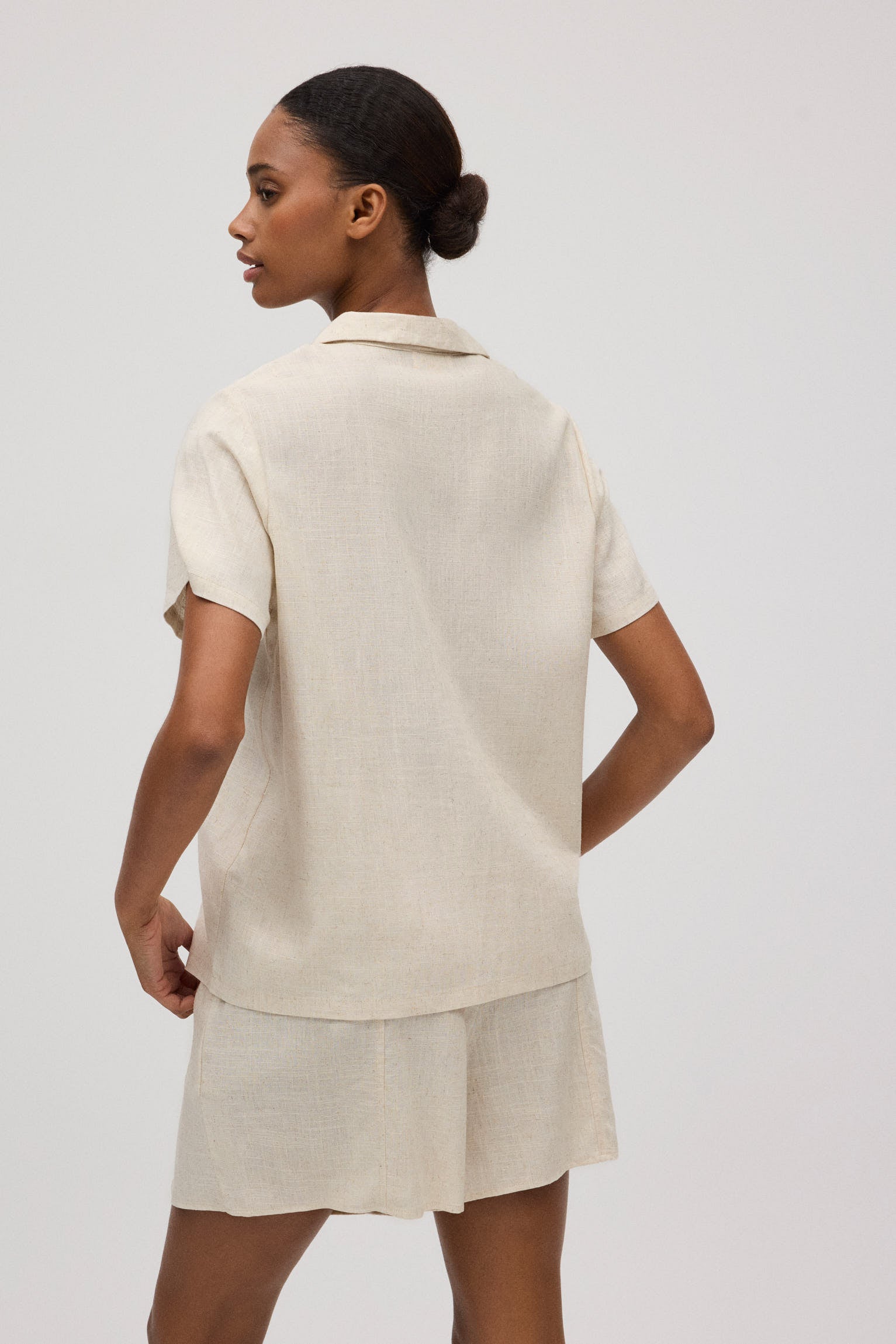 86168-3-camisa-mujer-ysabel-mora-beige