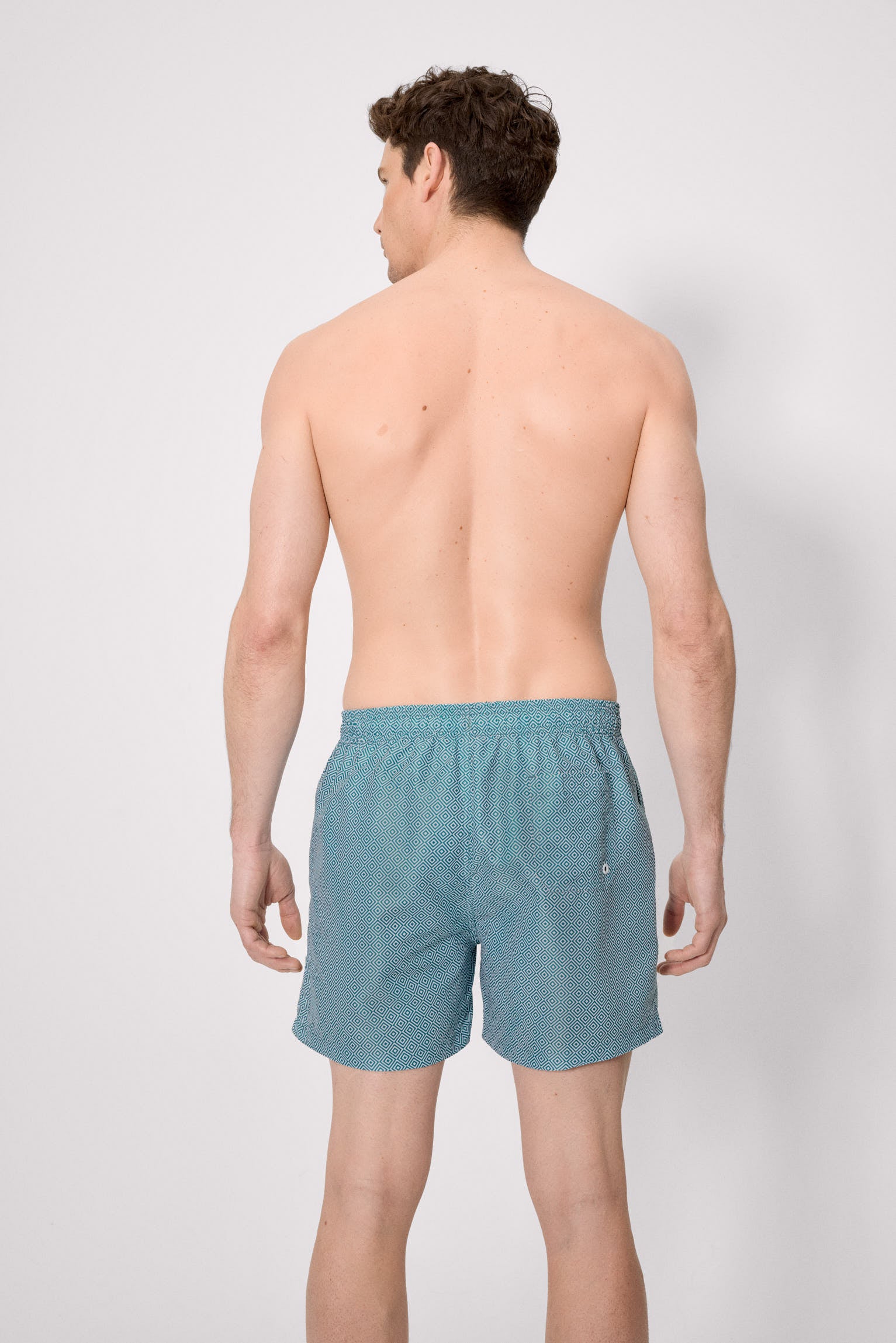 Maiô midi azul com estampa étnica