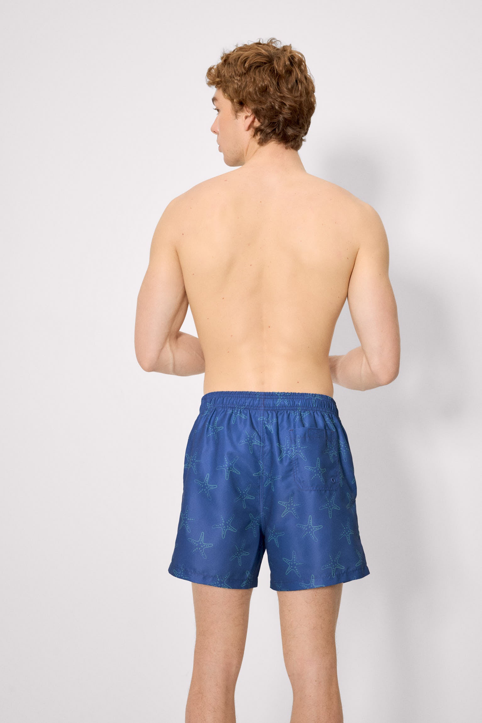 Bañador medio estampado estrellas mar azul - Ysabel Mora