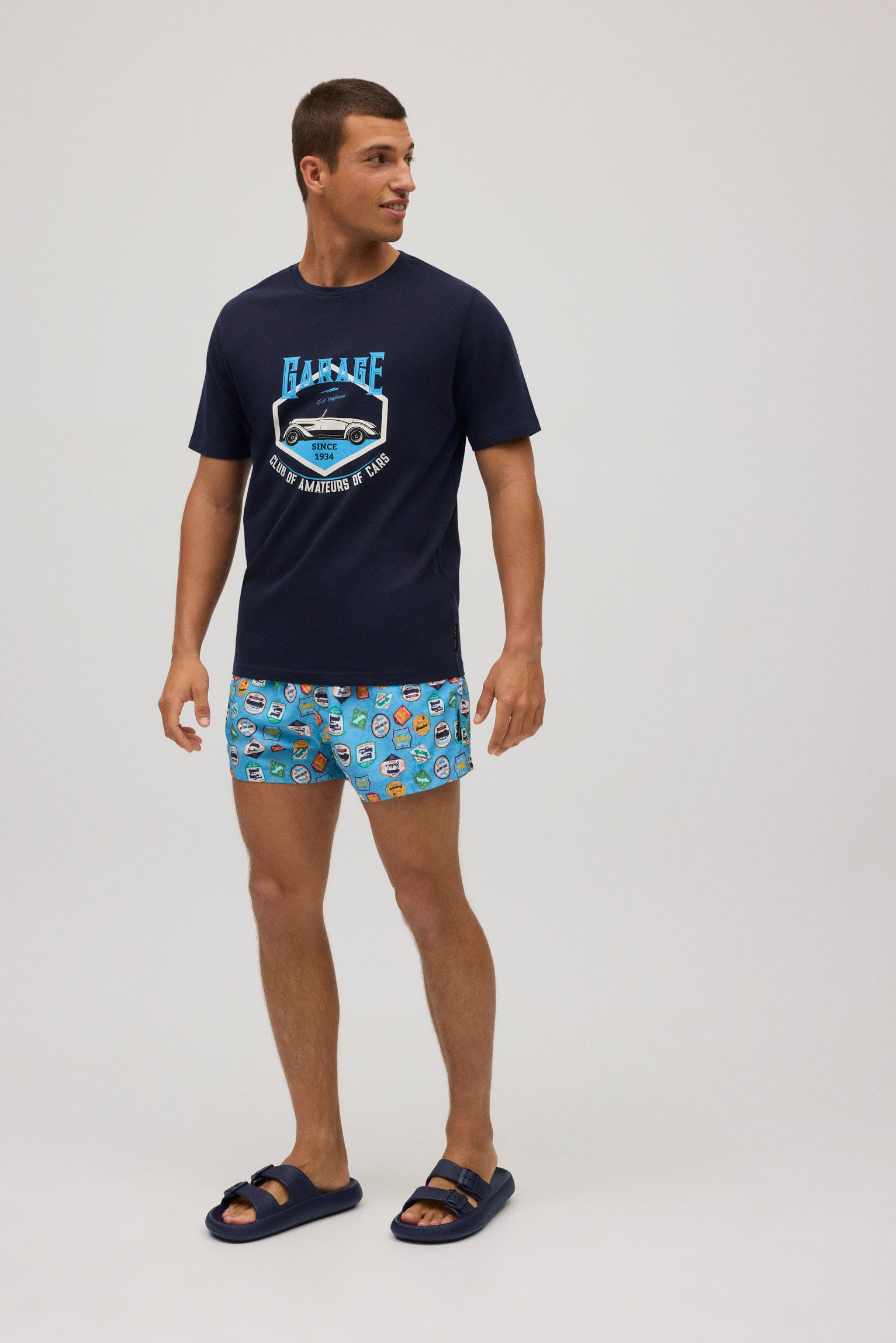 90512-camiseta-manga-corta-estampada-retro-cars-036